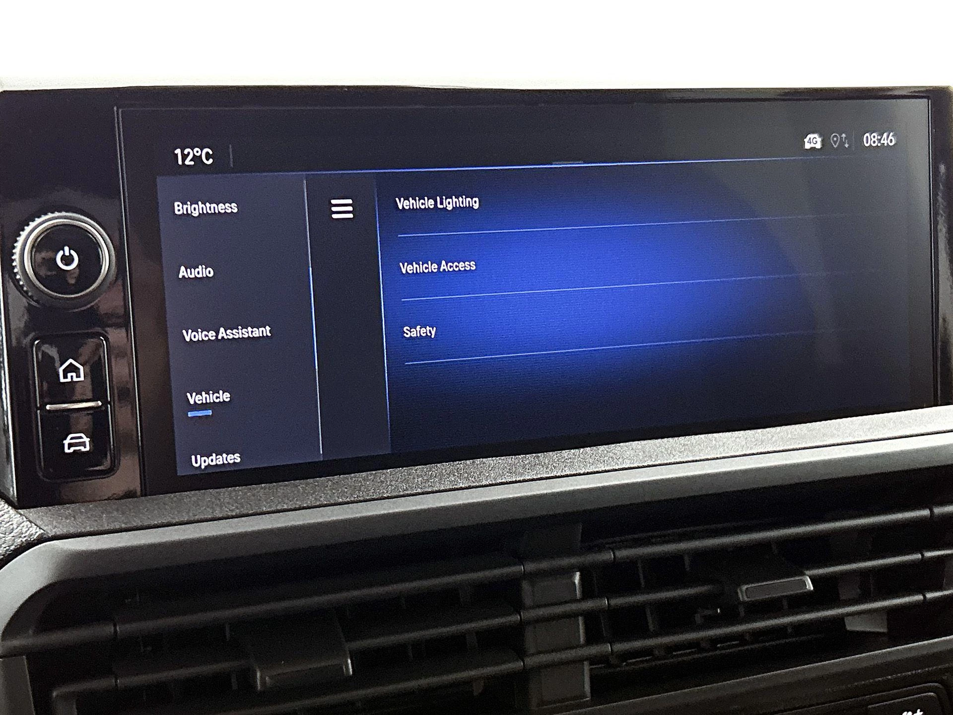 Opel-Vivaro-e-image-14