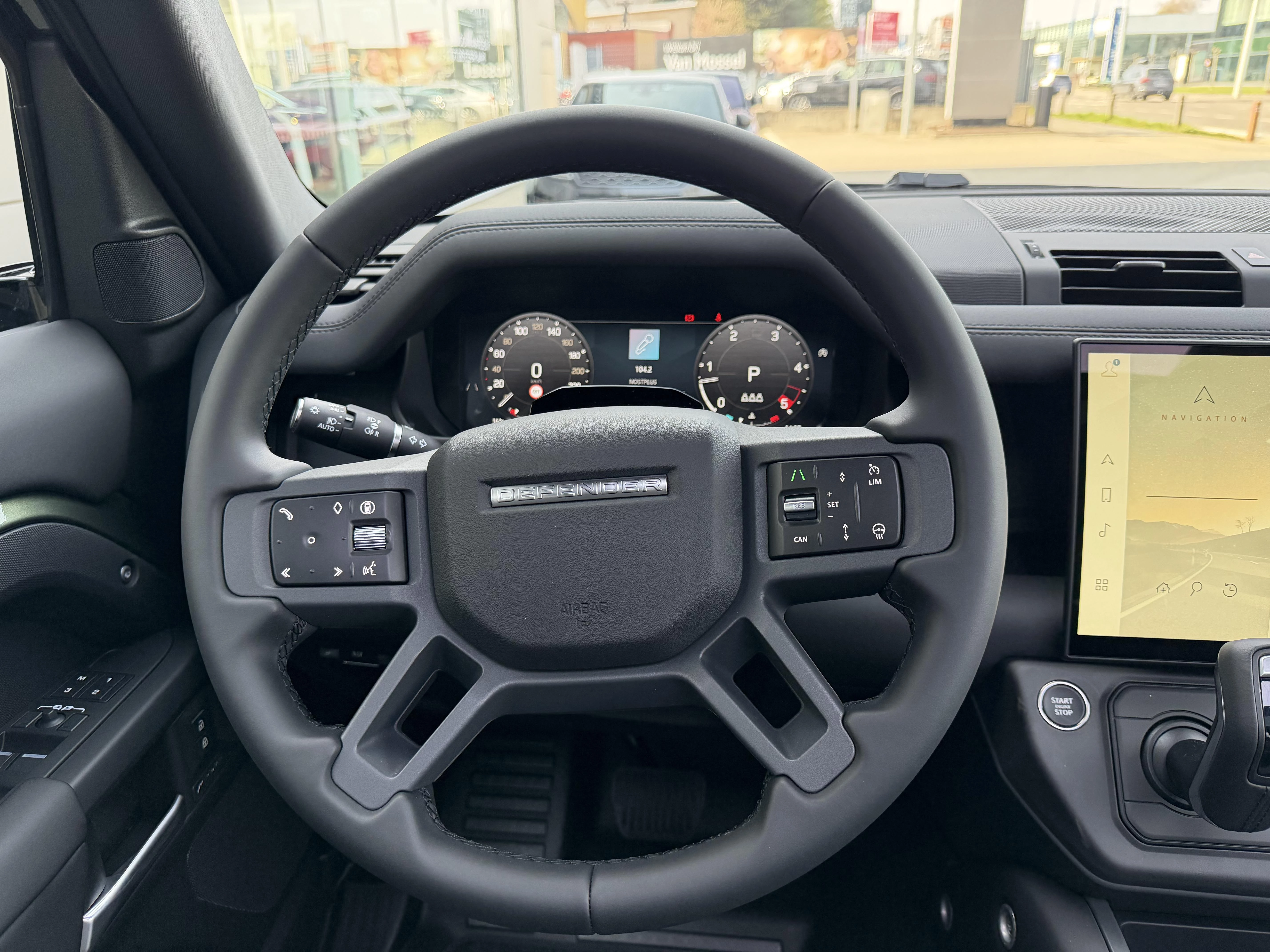 Land Rover Defender 110 D250 X-Dynamic SE AWD Auto. 26MY