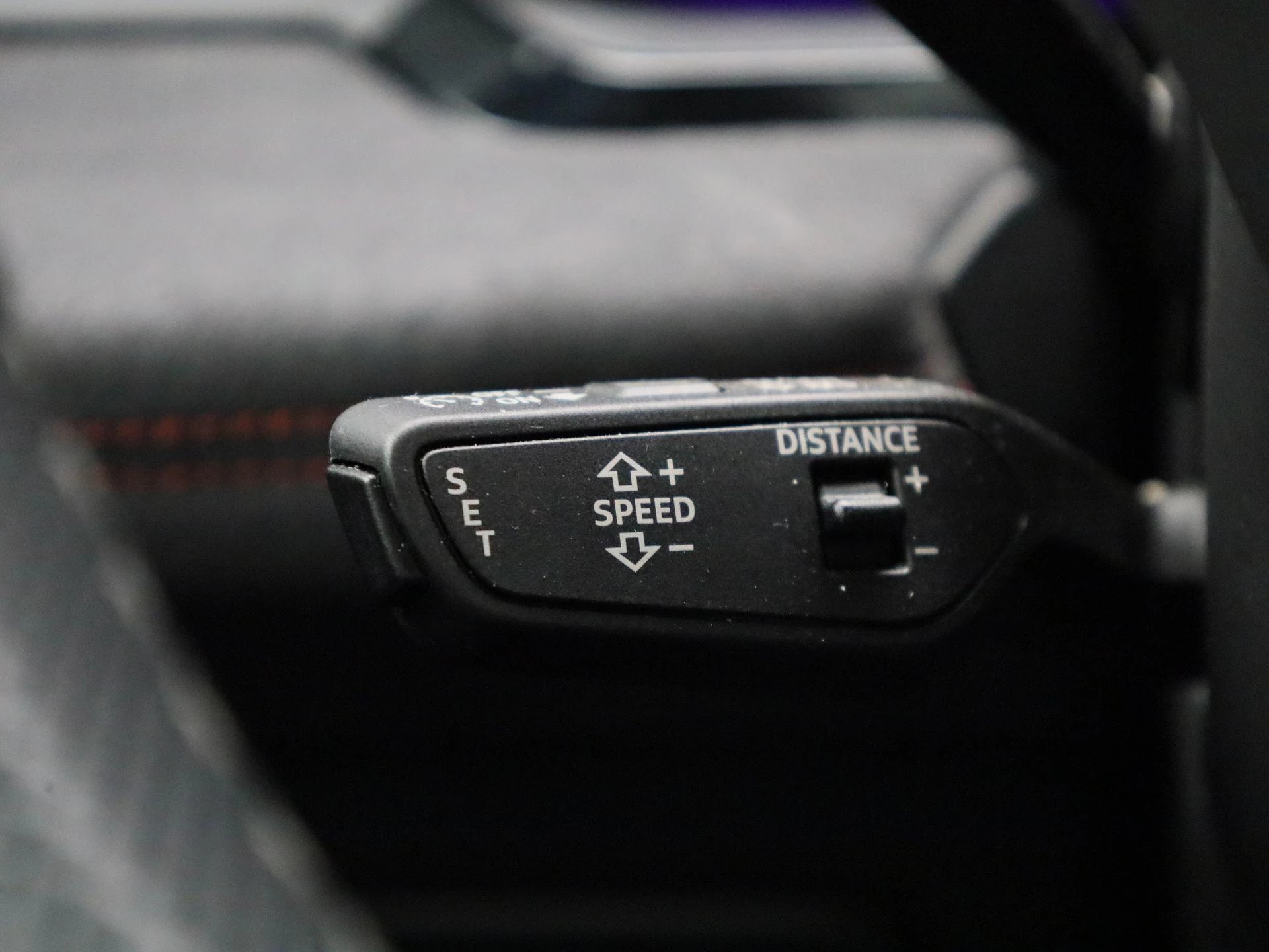 Audi-Q6 e-tron-image-18