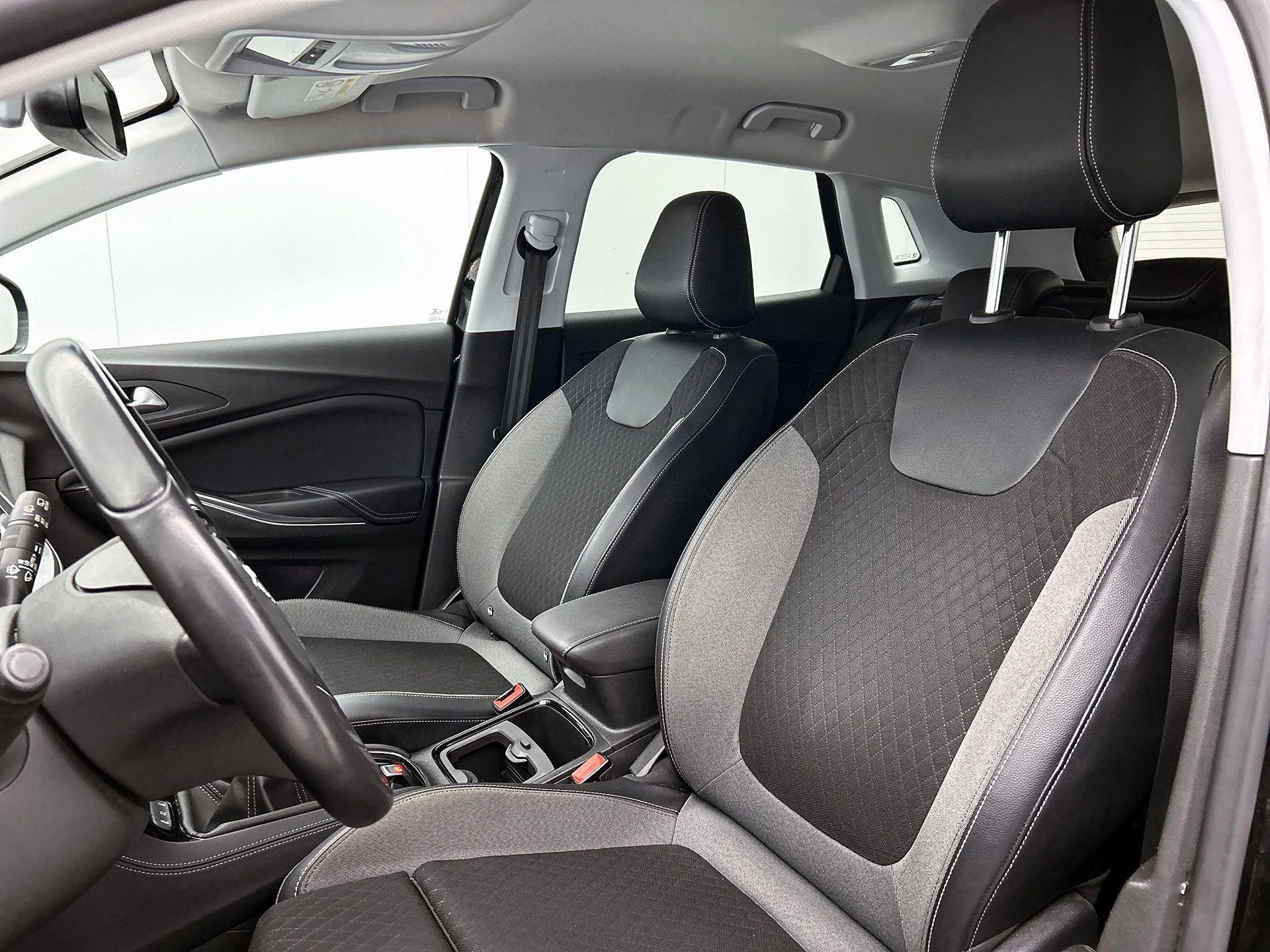 Opel-Grandland X-image-28