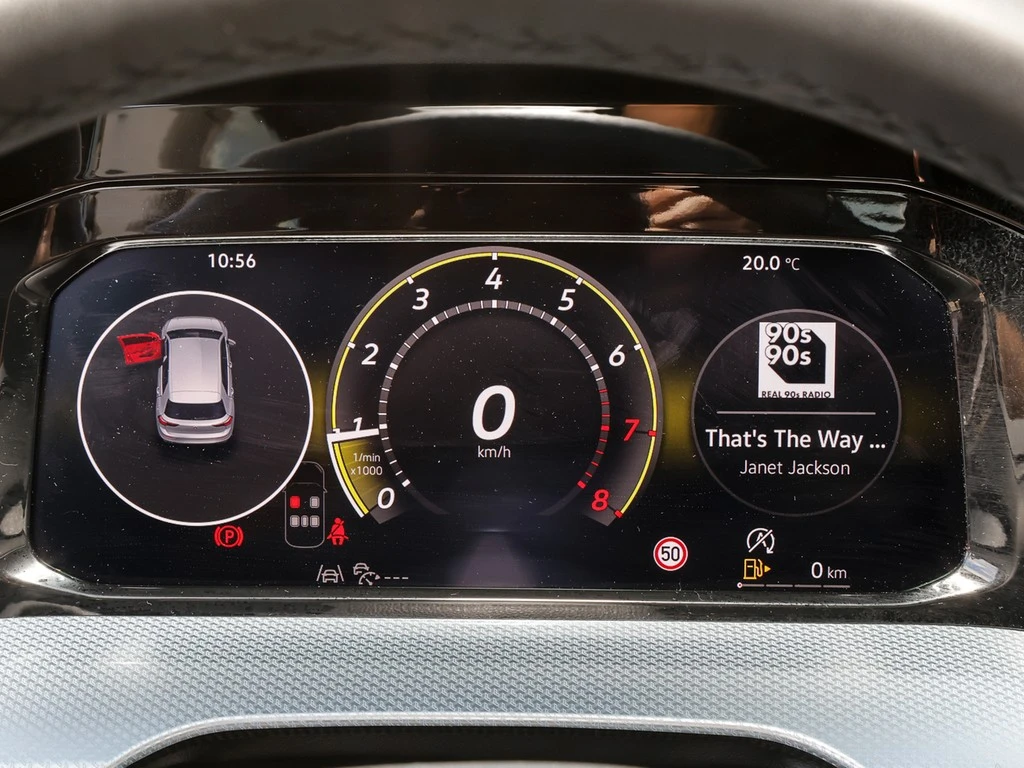 Volkswagen-Golf-image-13