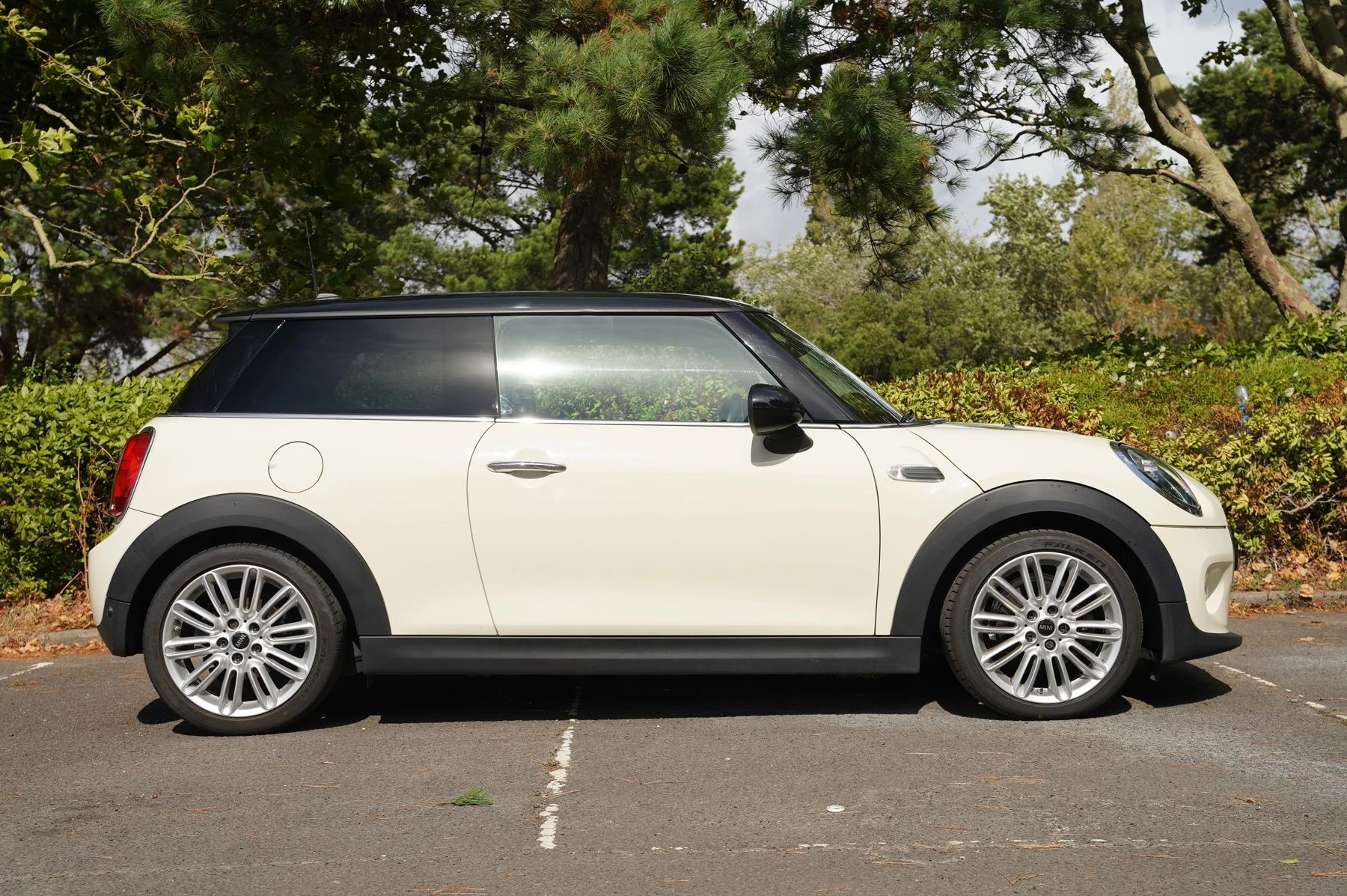 MINI-Cooper-image-3