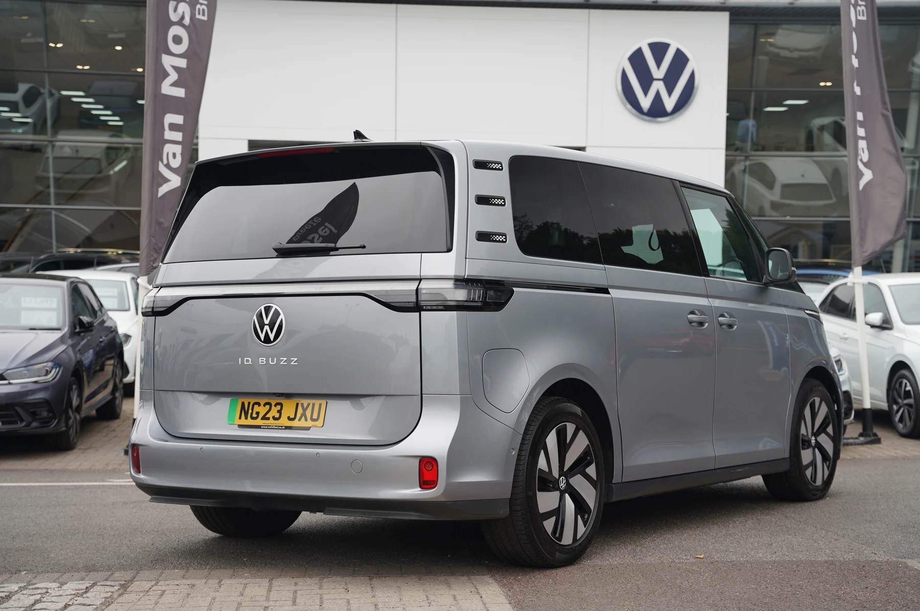 Volkswagen-ID. Buzz-image-13
