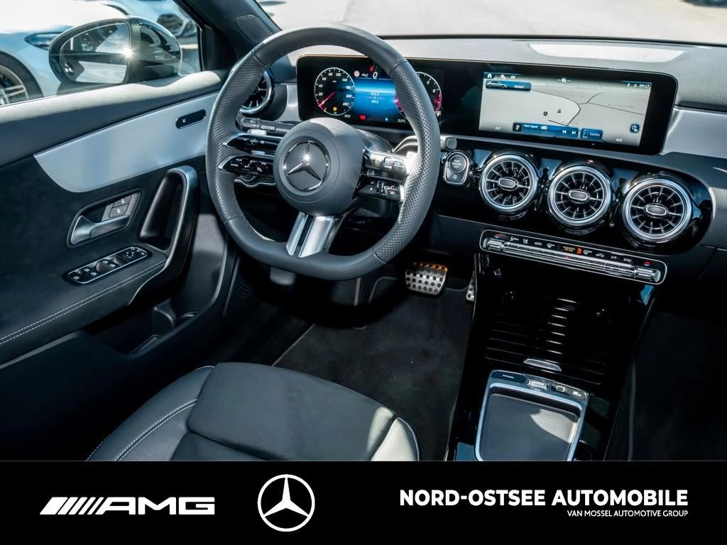 Mercedes-Benz A-Klasse 200 AMG NIGHT SHZ MBUX AMG LineW177 A 200 AMG NIGHT SHZ MBUX AMG Line