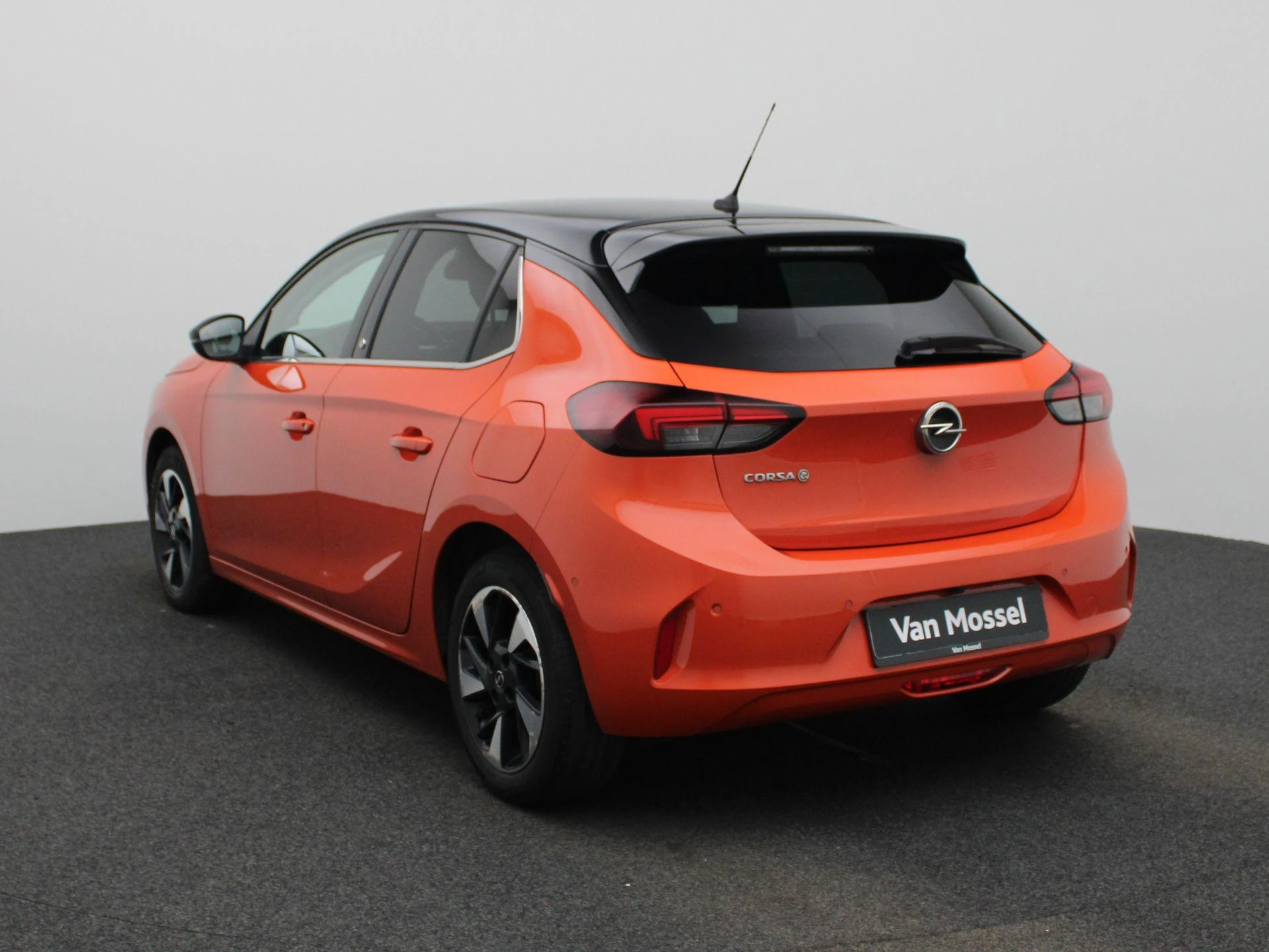 Opel-Corsa-e-image-1