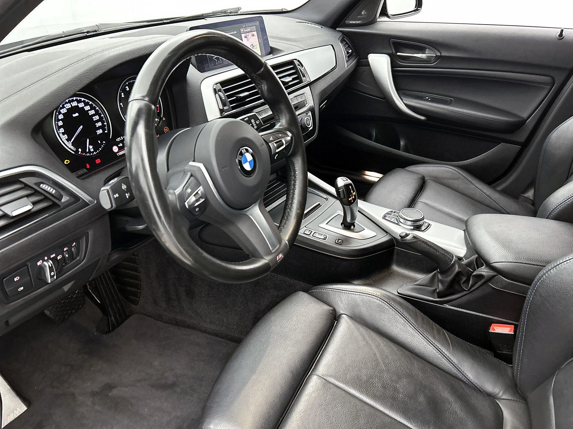 BMW-1 Serie-image-20