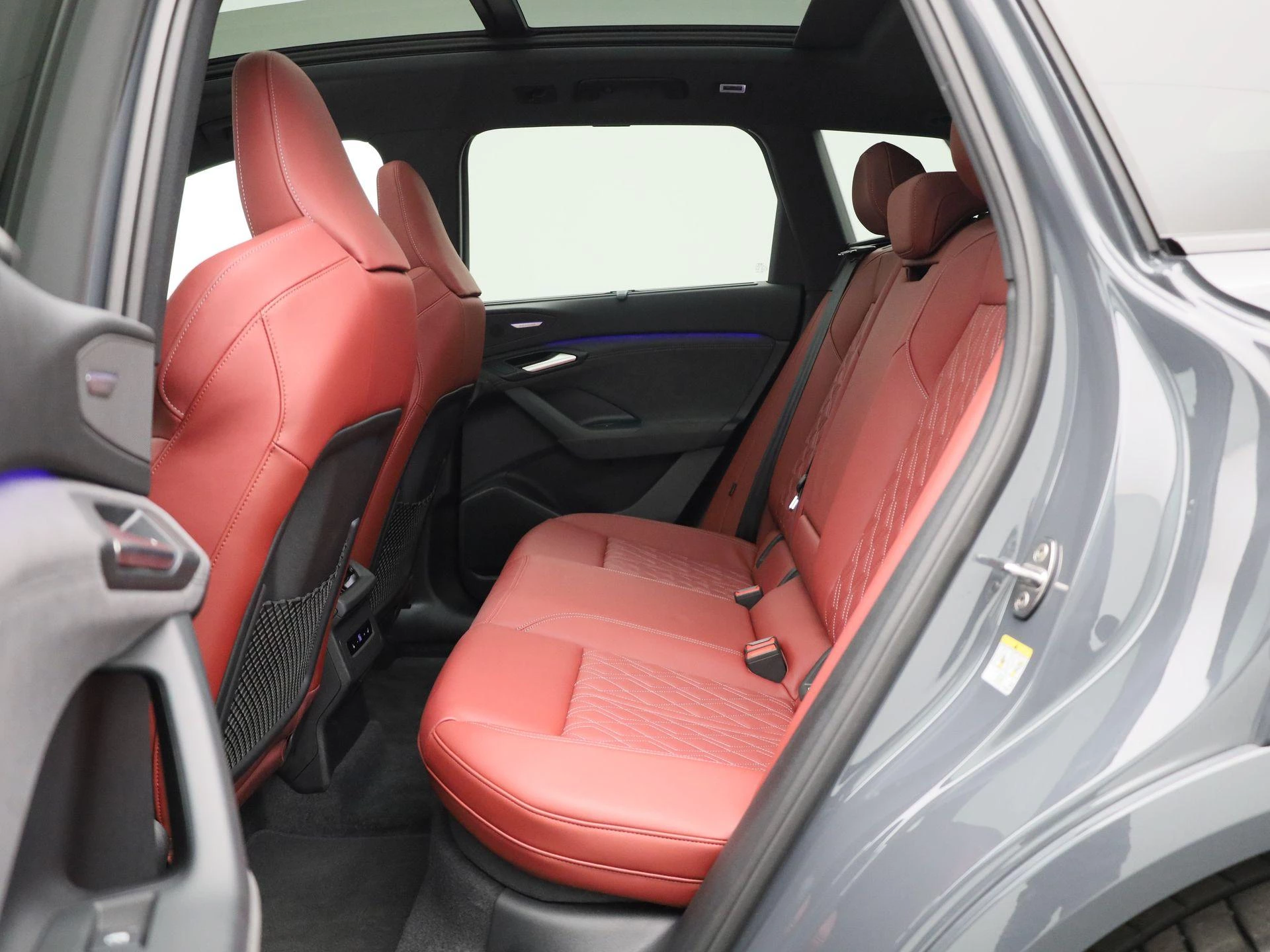 Audi-Q6 e-tron-image-13