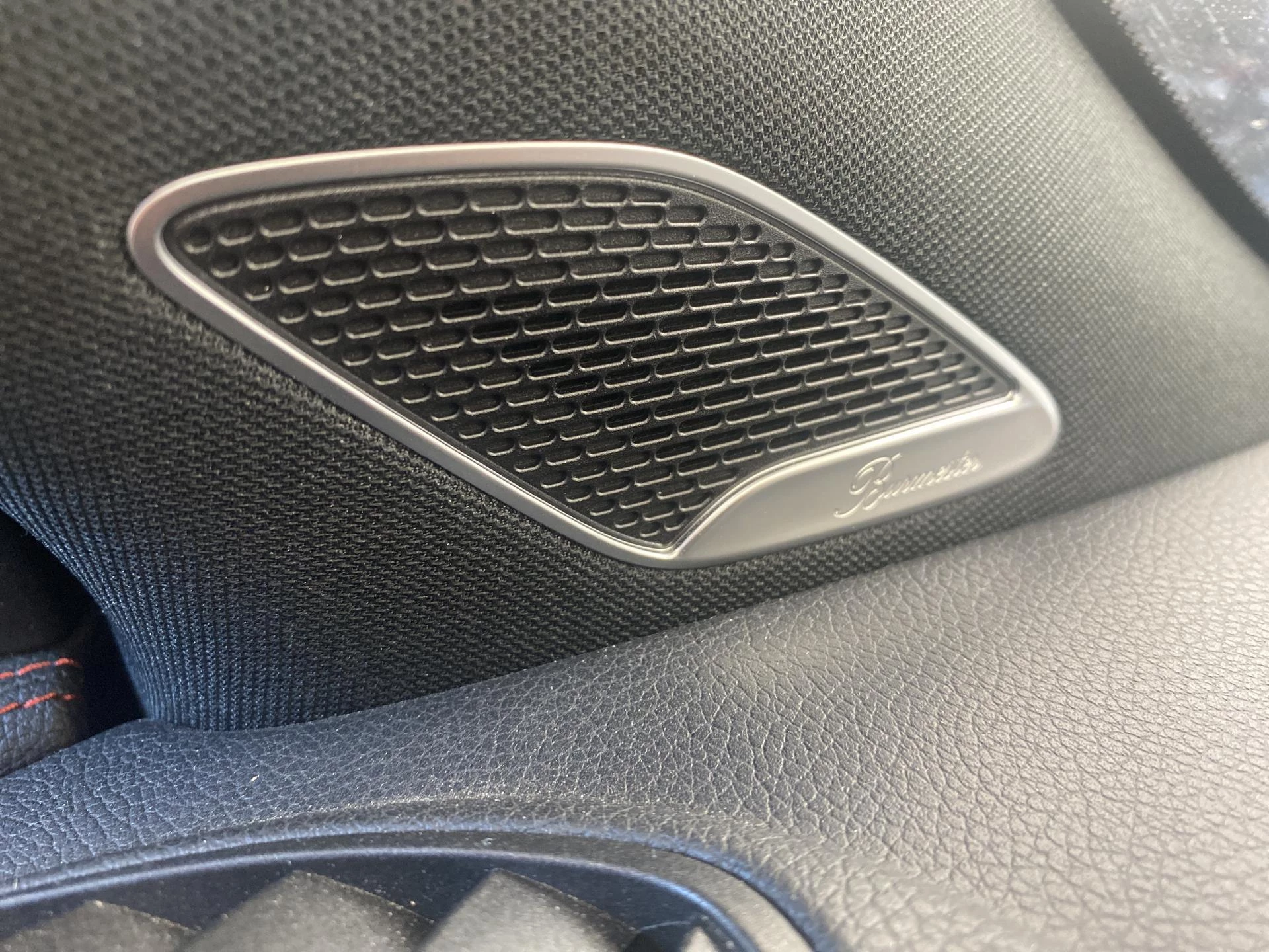 Mercedes-Benz-EQA-image-18