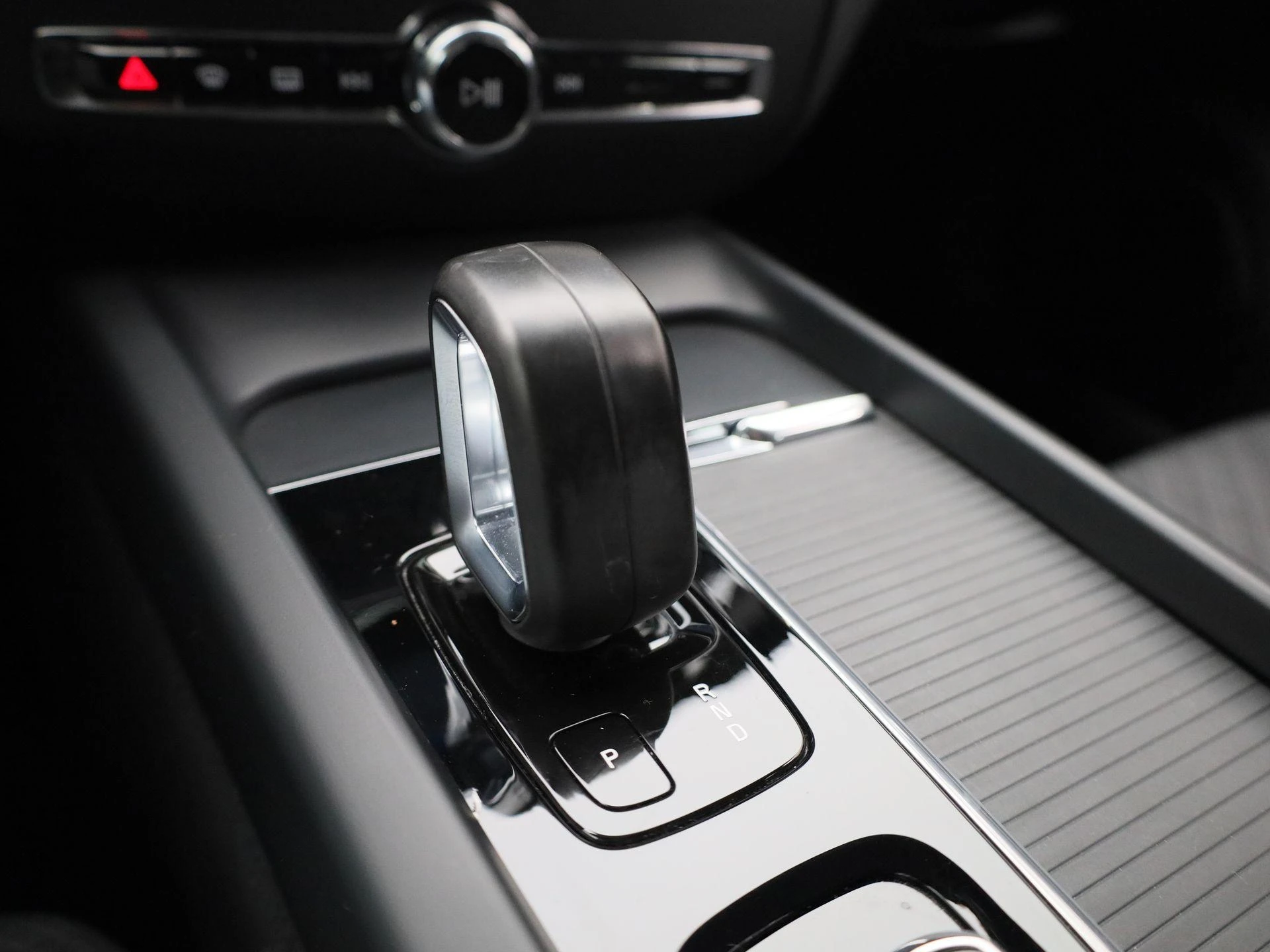 Volvo-V60-image-22