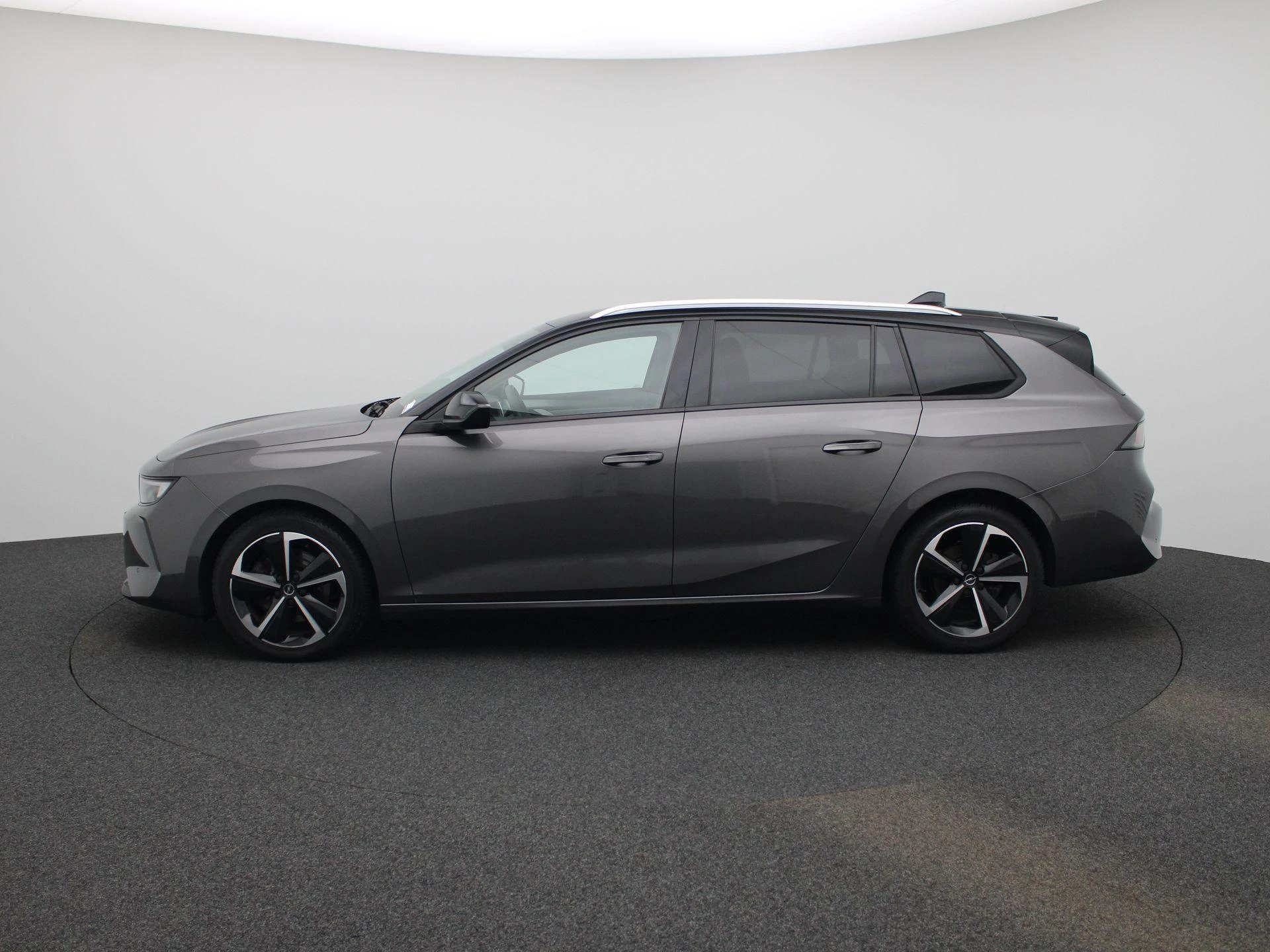 Opel Astra Sports Tourer 1.2 Business Elegance