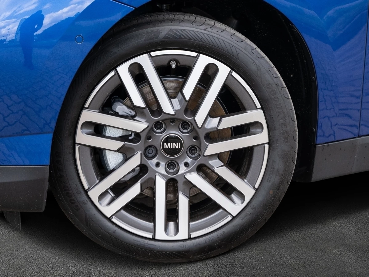 MINI-Cooper-image-18