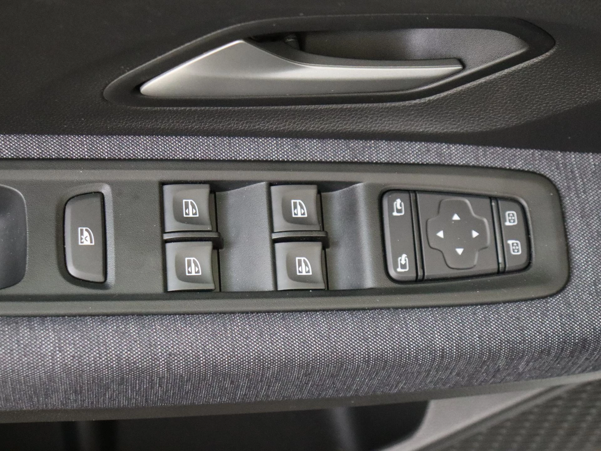 Dacia-Sandero Stepway-image-24