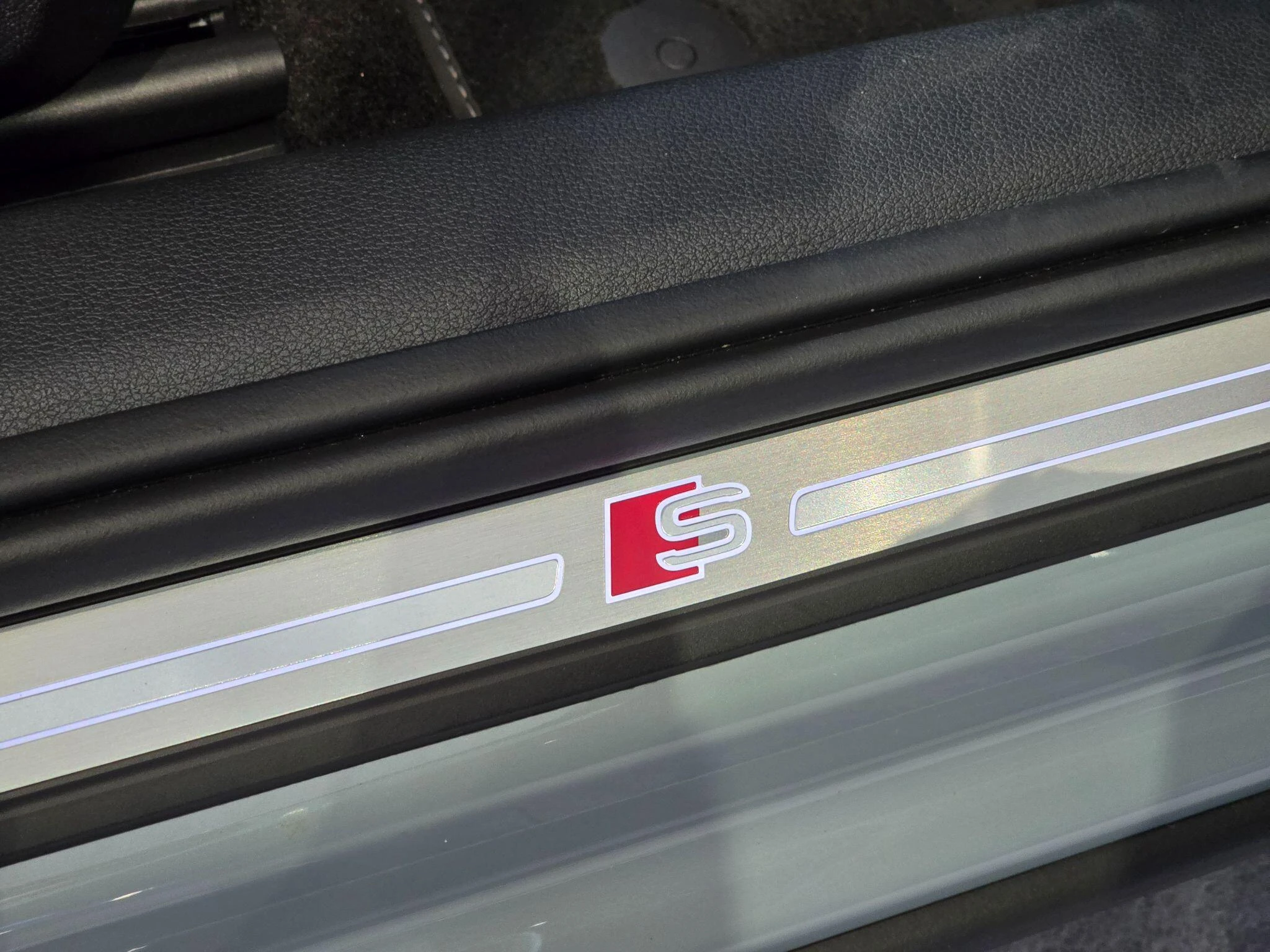 Audi-SQ2-image-32