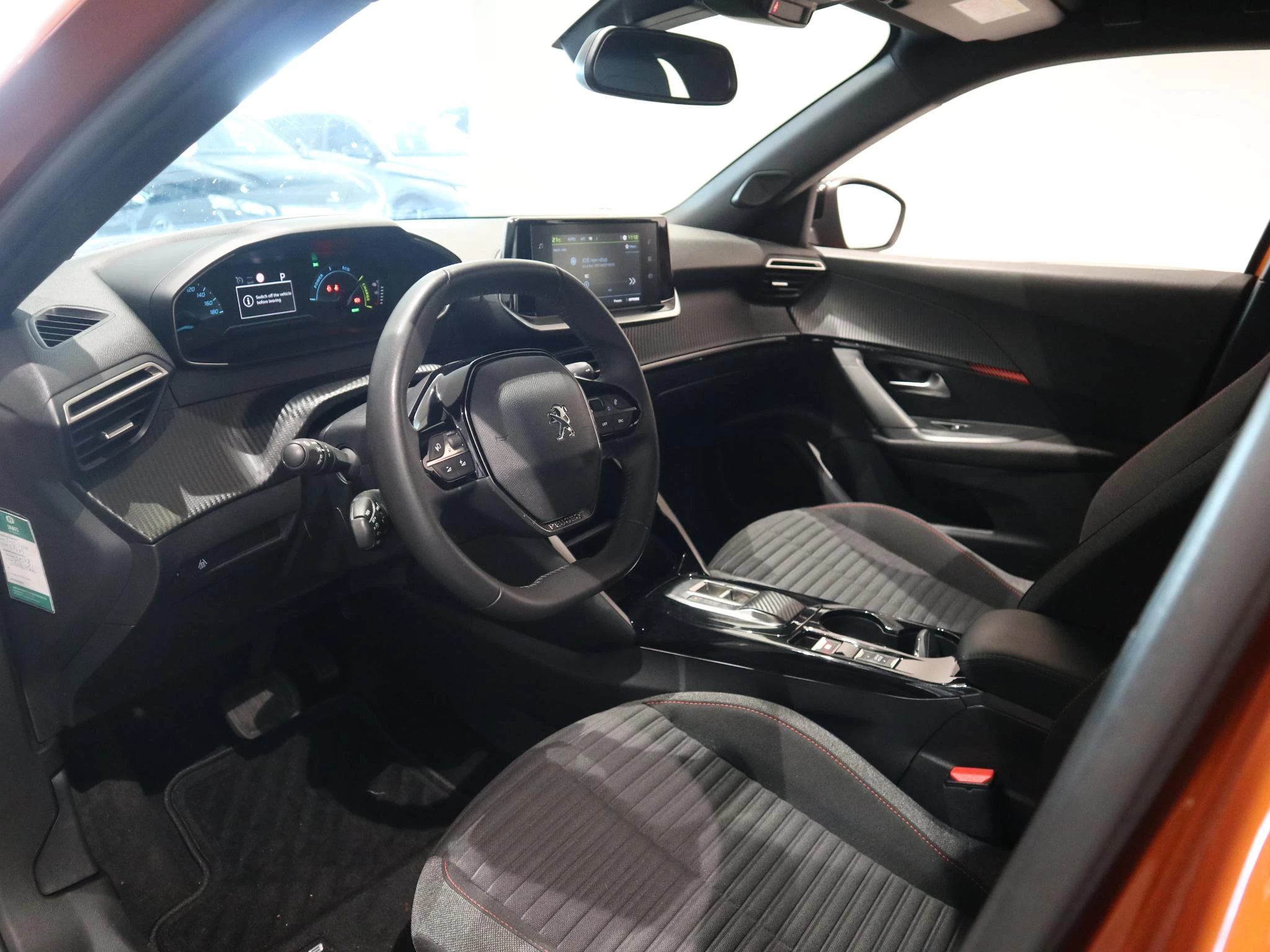 Peugeot e-2008