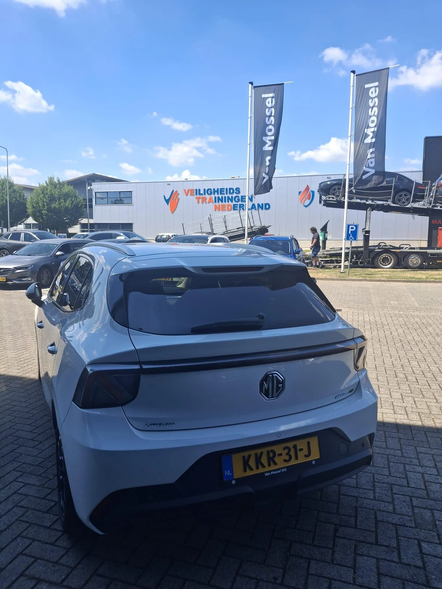 MG MG4 EV Urban Premium 54 kWh