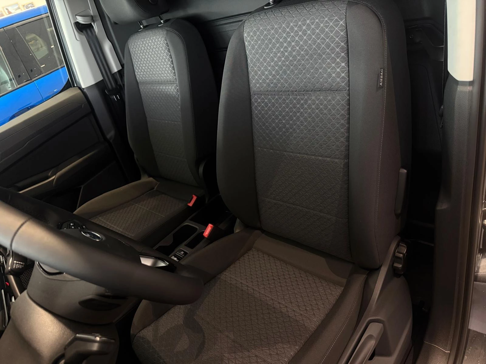 Ford-Transit Connect-image-11