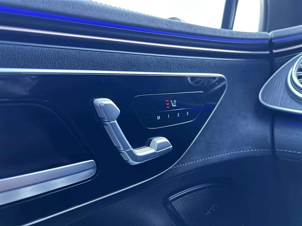 Mercedes-Benz-EQE-image-10