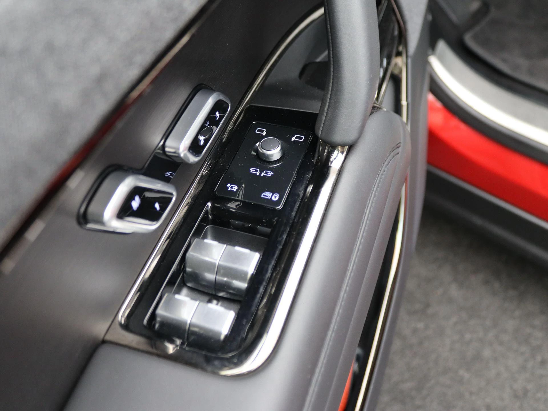 Land Rover-Range Rover Sport-image-28