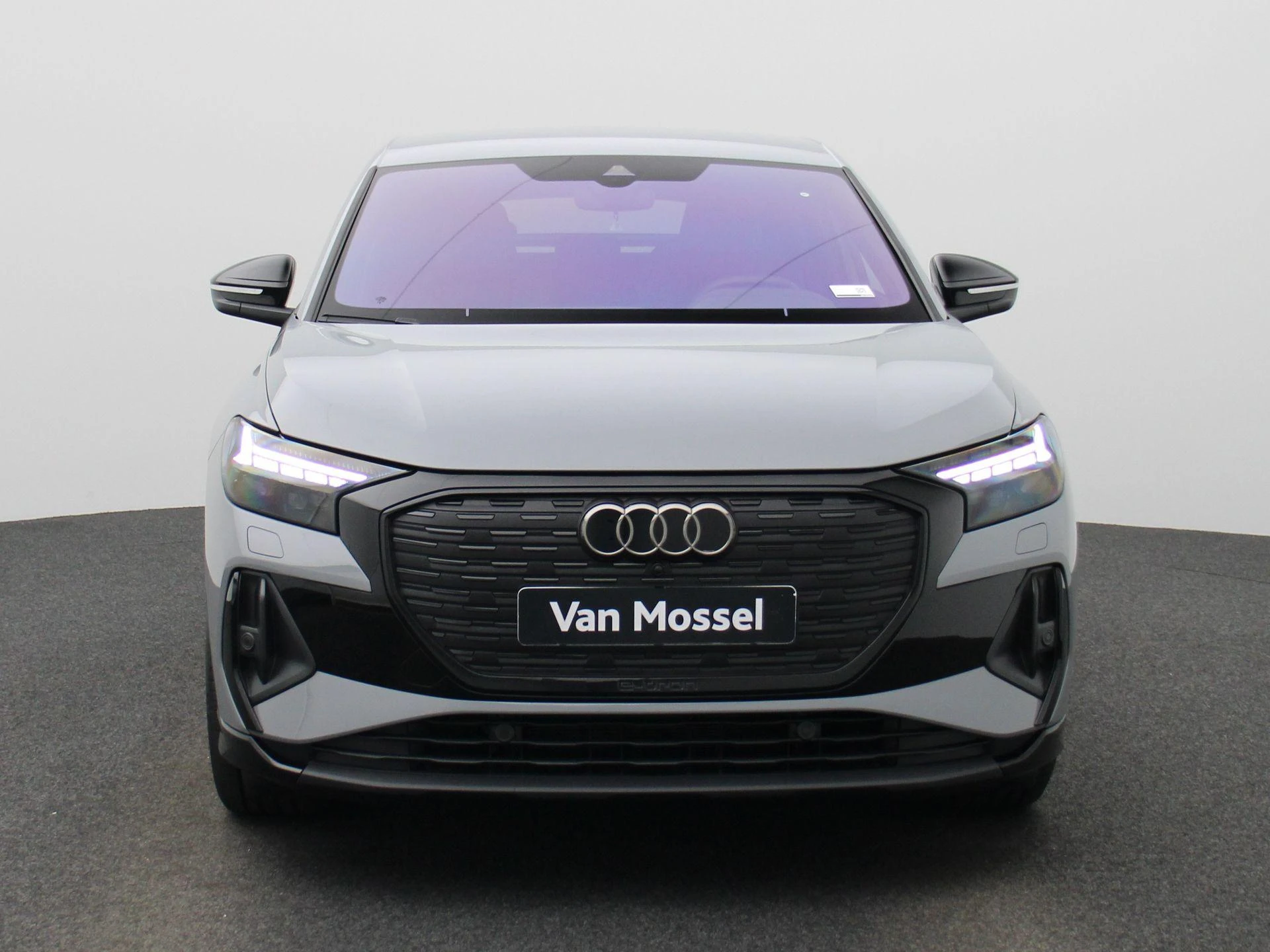 Audi-Q4 Sportback e-tron-image-1