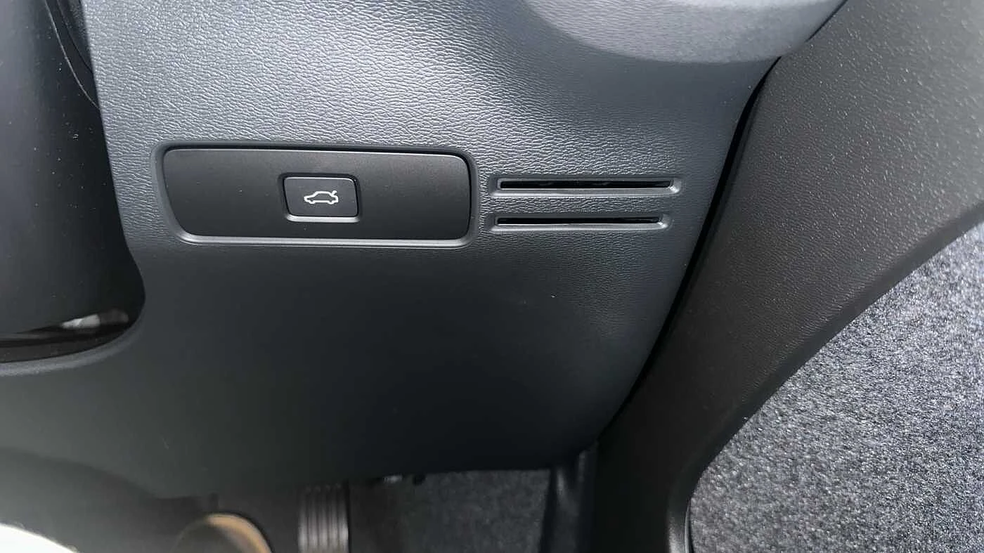 Volvo-XC40-image-21