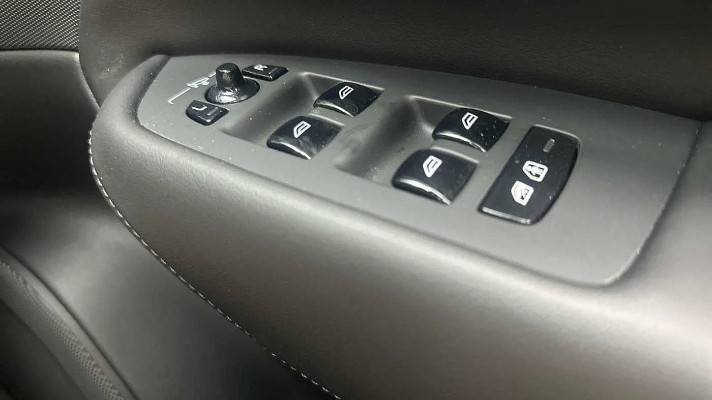 Volvo-XC90-image-41