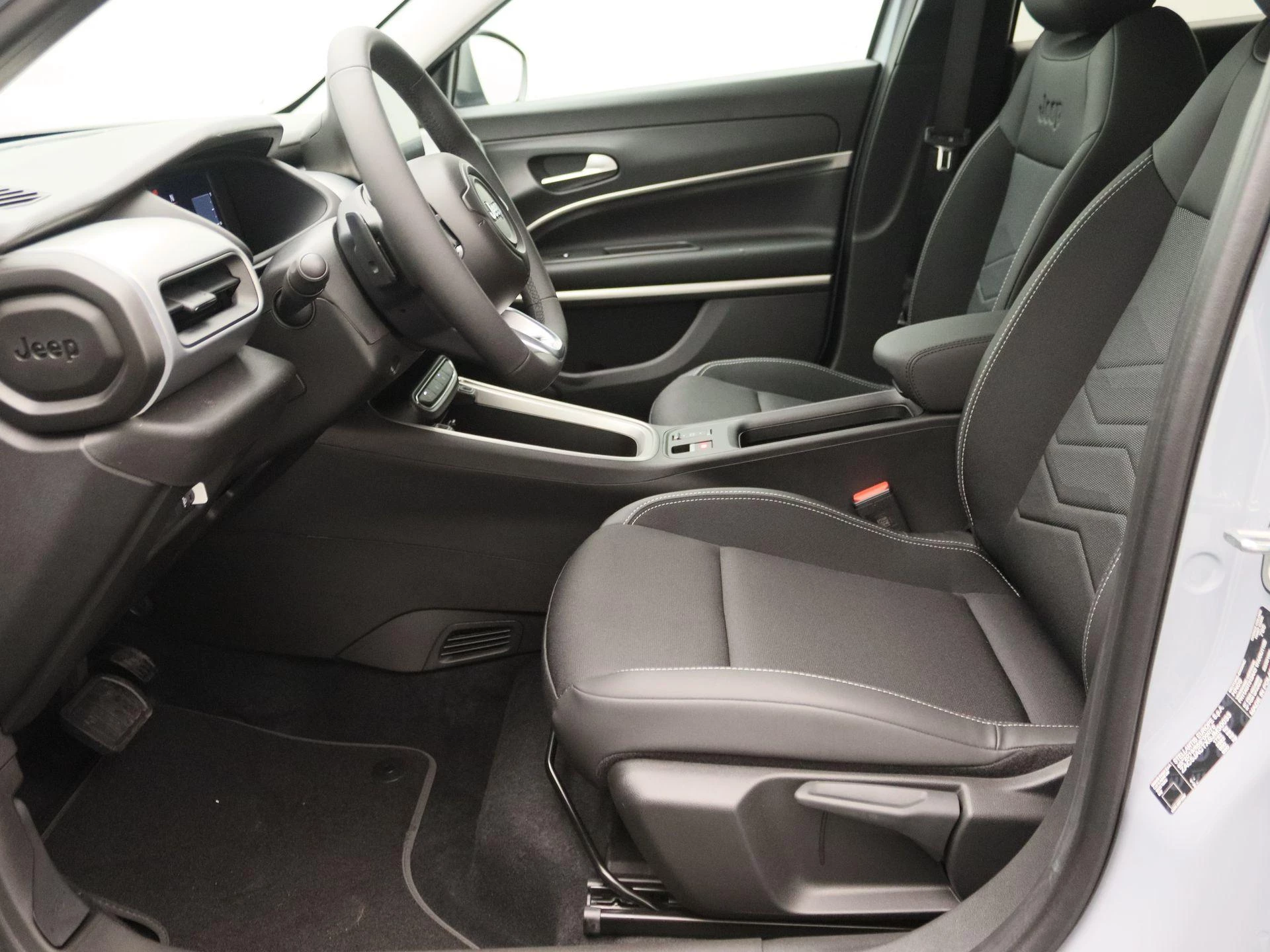 Jeep-Avenger-image-8