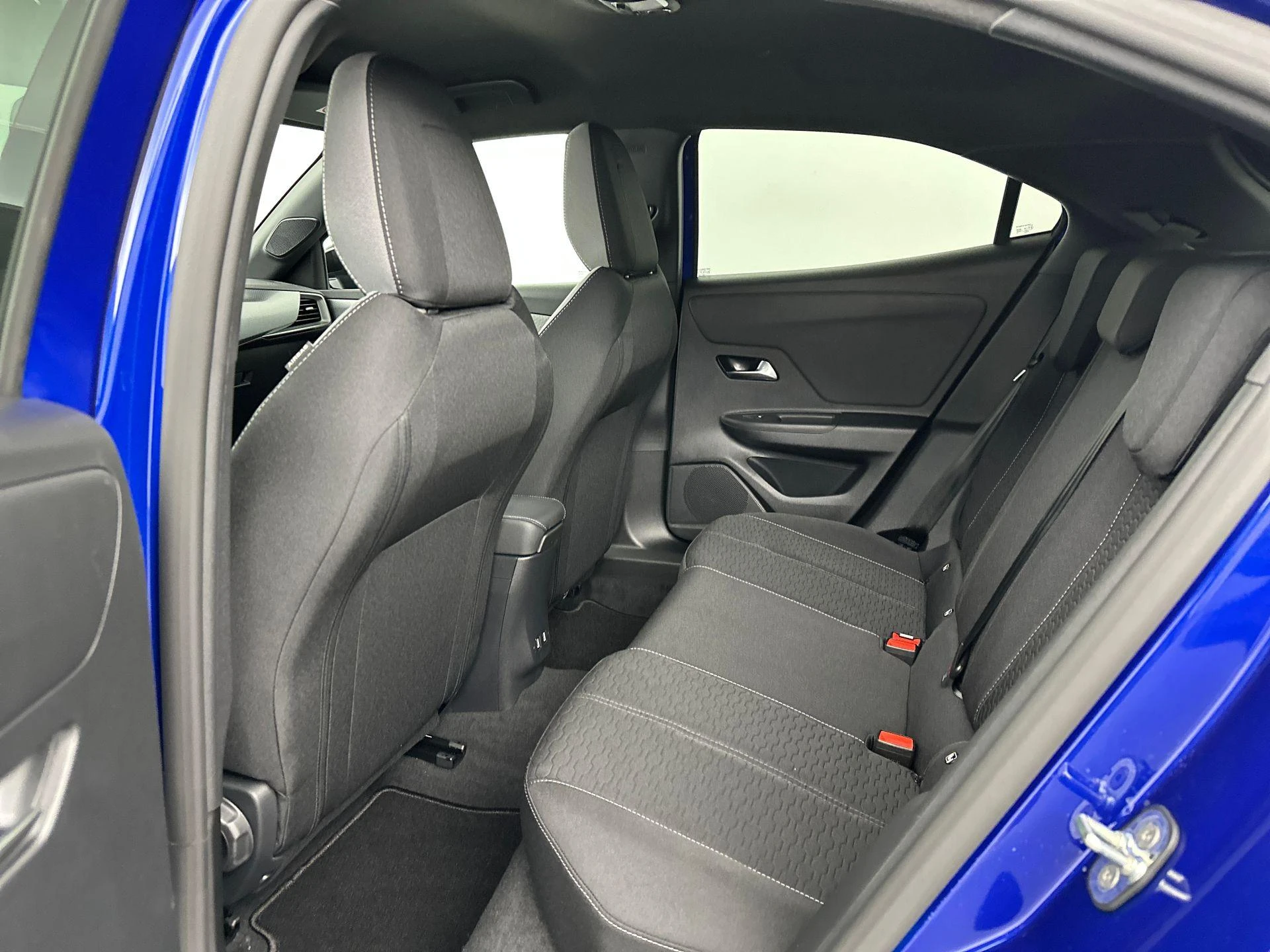 Opel-Mokka-e-image-14