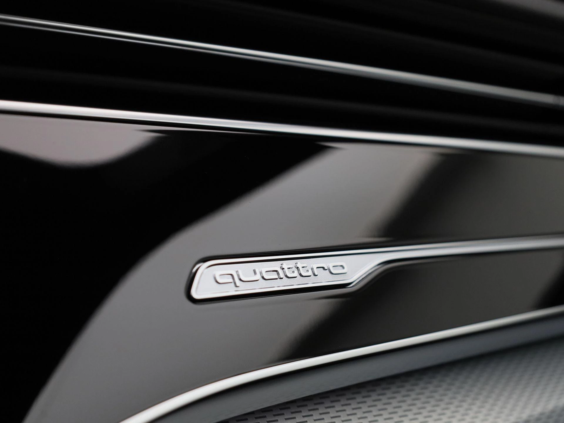 Audi Q8 60 TFSI e quattro Pro Line S Competition 490 PK