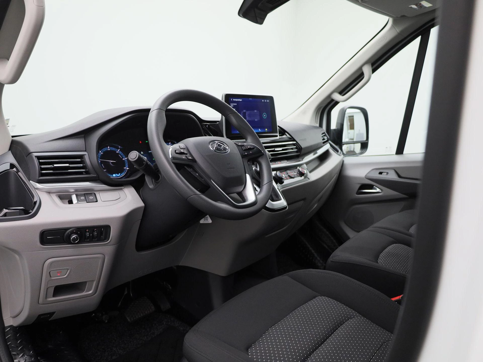 Maxus eDeliver9 L3H2 Business DEAL 89 kWh