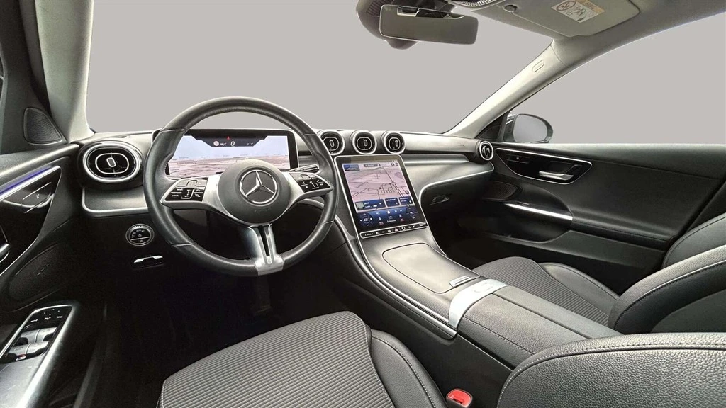 Mercedes-Benz-C-Klasse-image-11