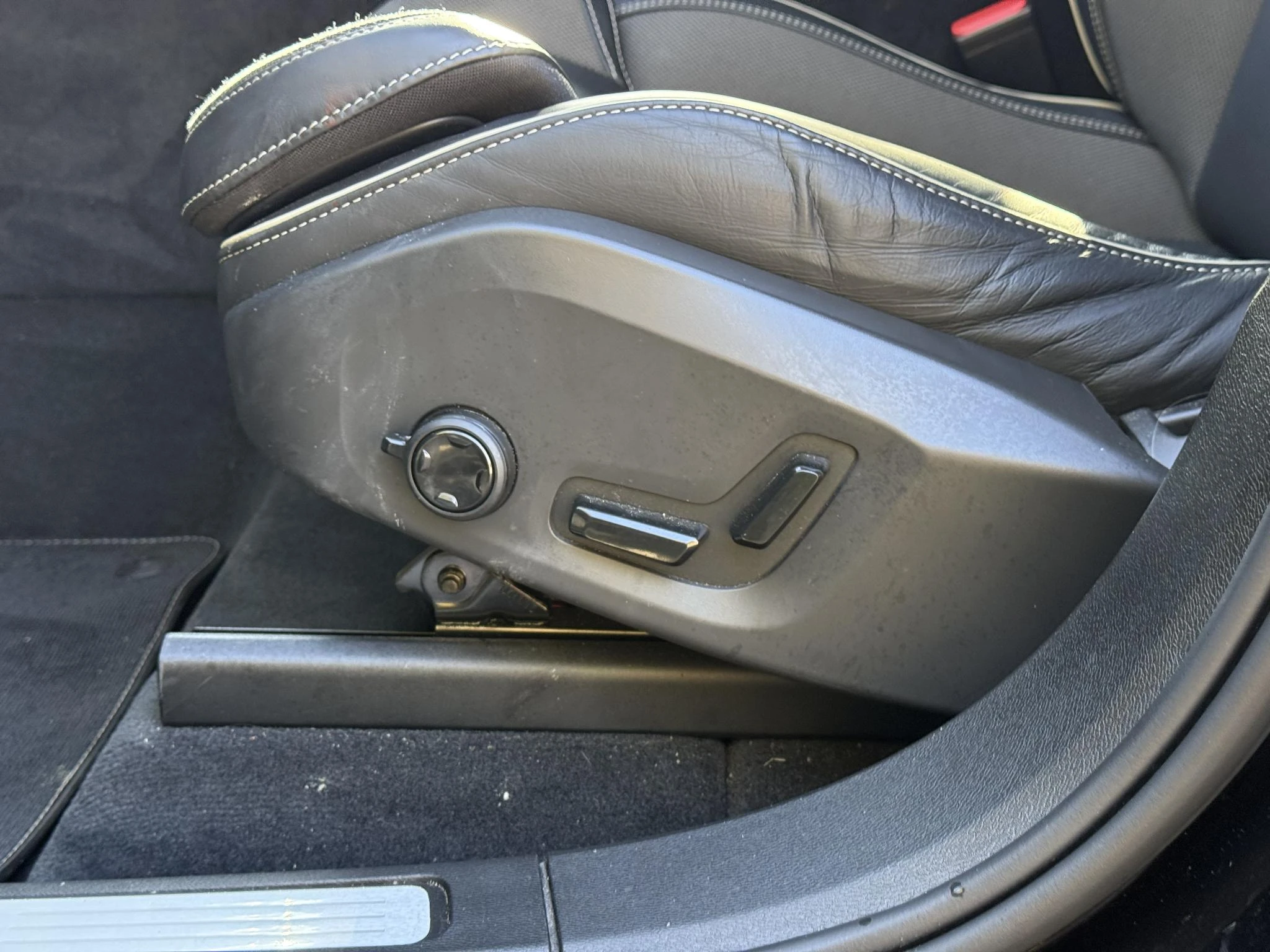 Volvo-XC60-image-15