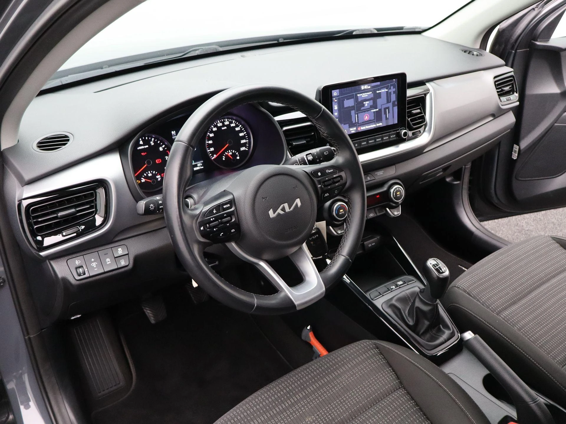 Kia-Stonic-image-28