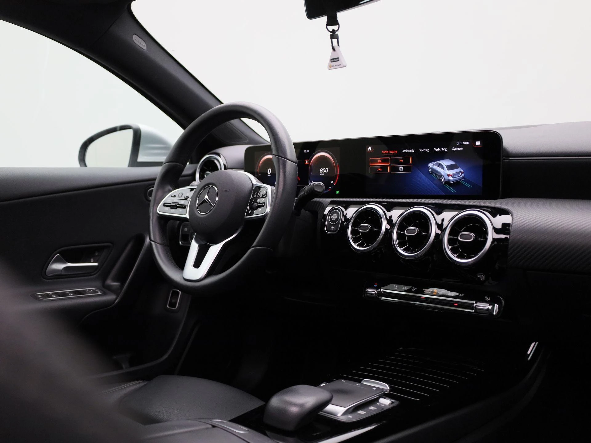 Mercedes-Benz-Classe A-image-33