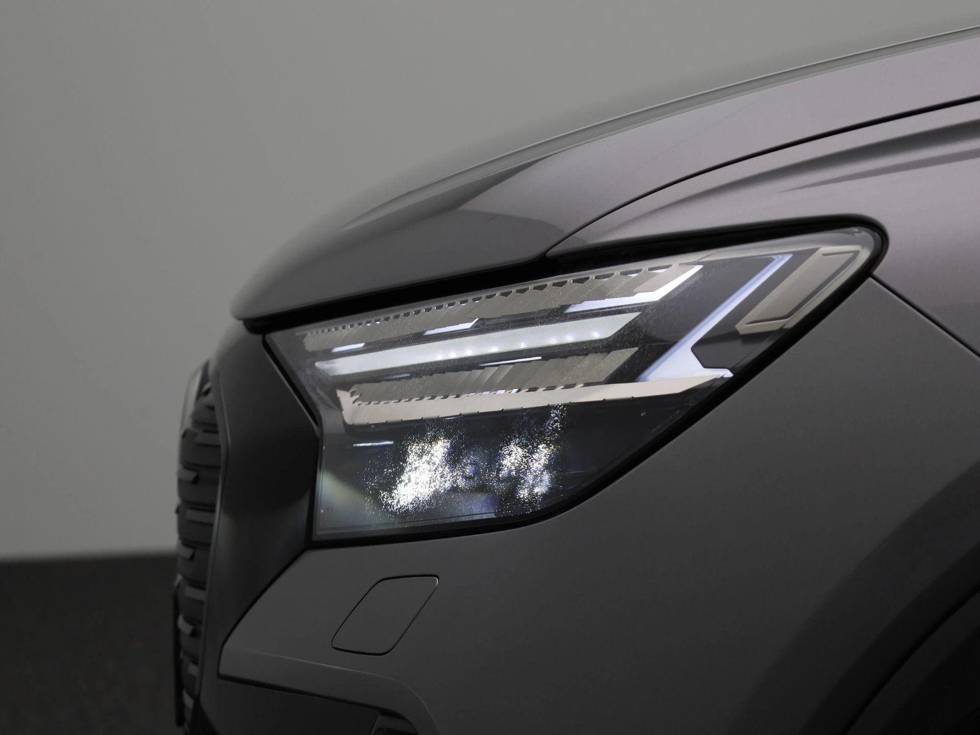 Audi-Q4 e-tron-image-6
