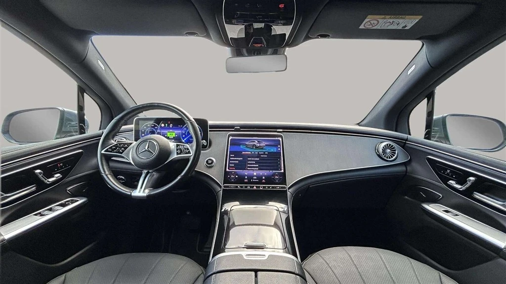 Mercedes-Benz-EQE-image-12