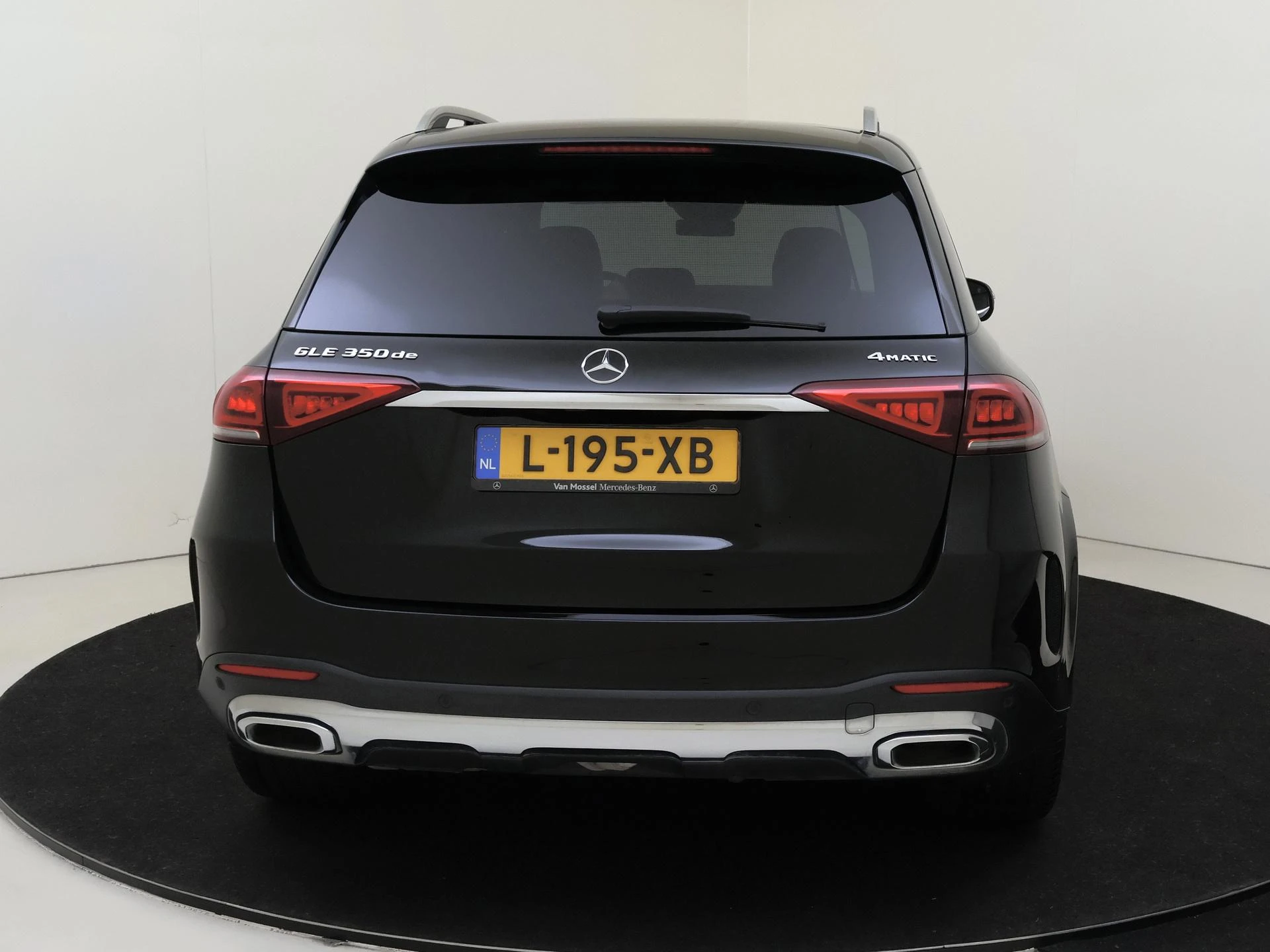Mercedes-Benz-GLE-image-6