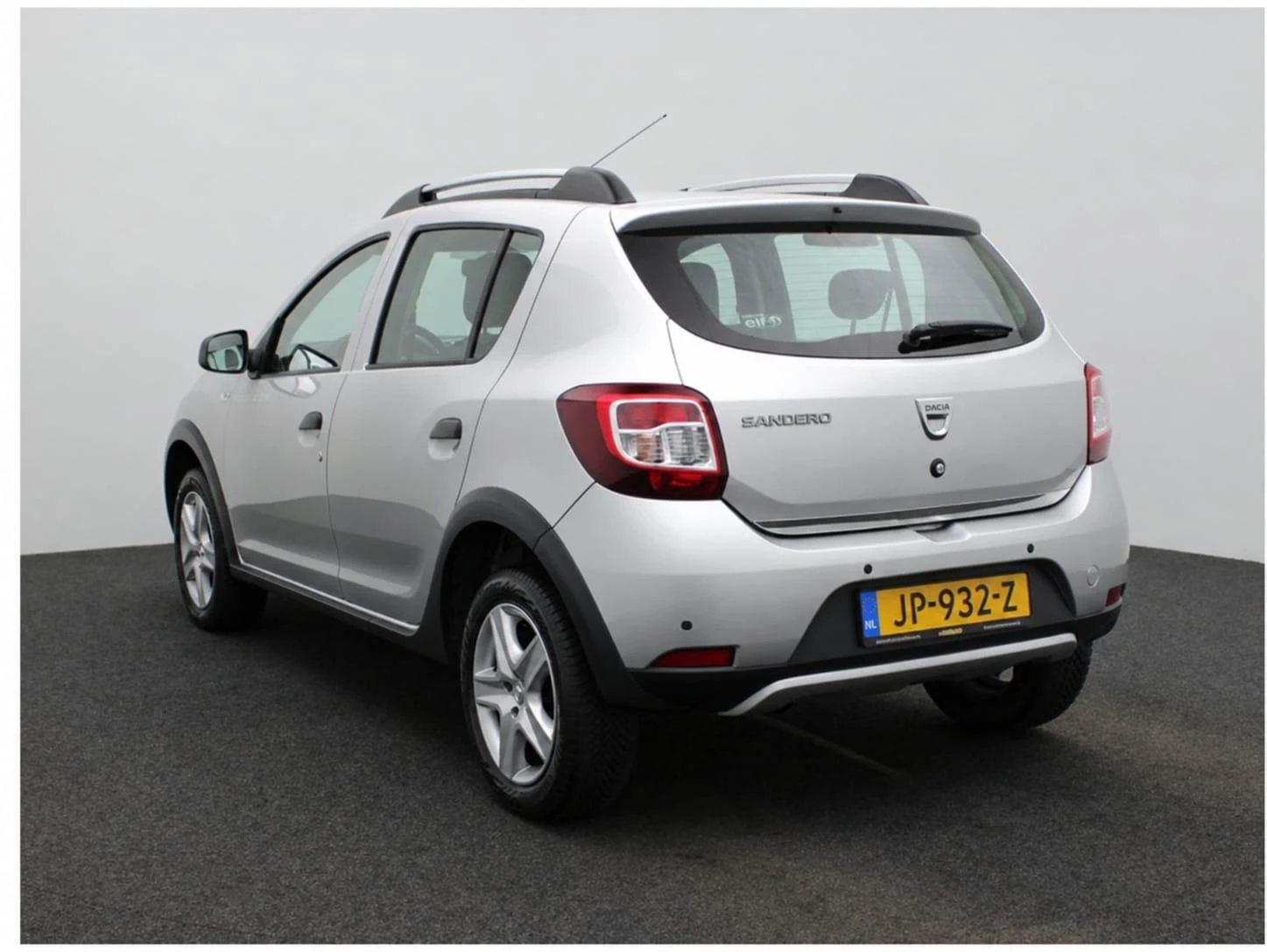 Dacia-Sandero Stepway-image-1