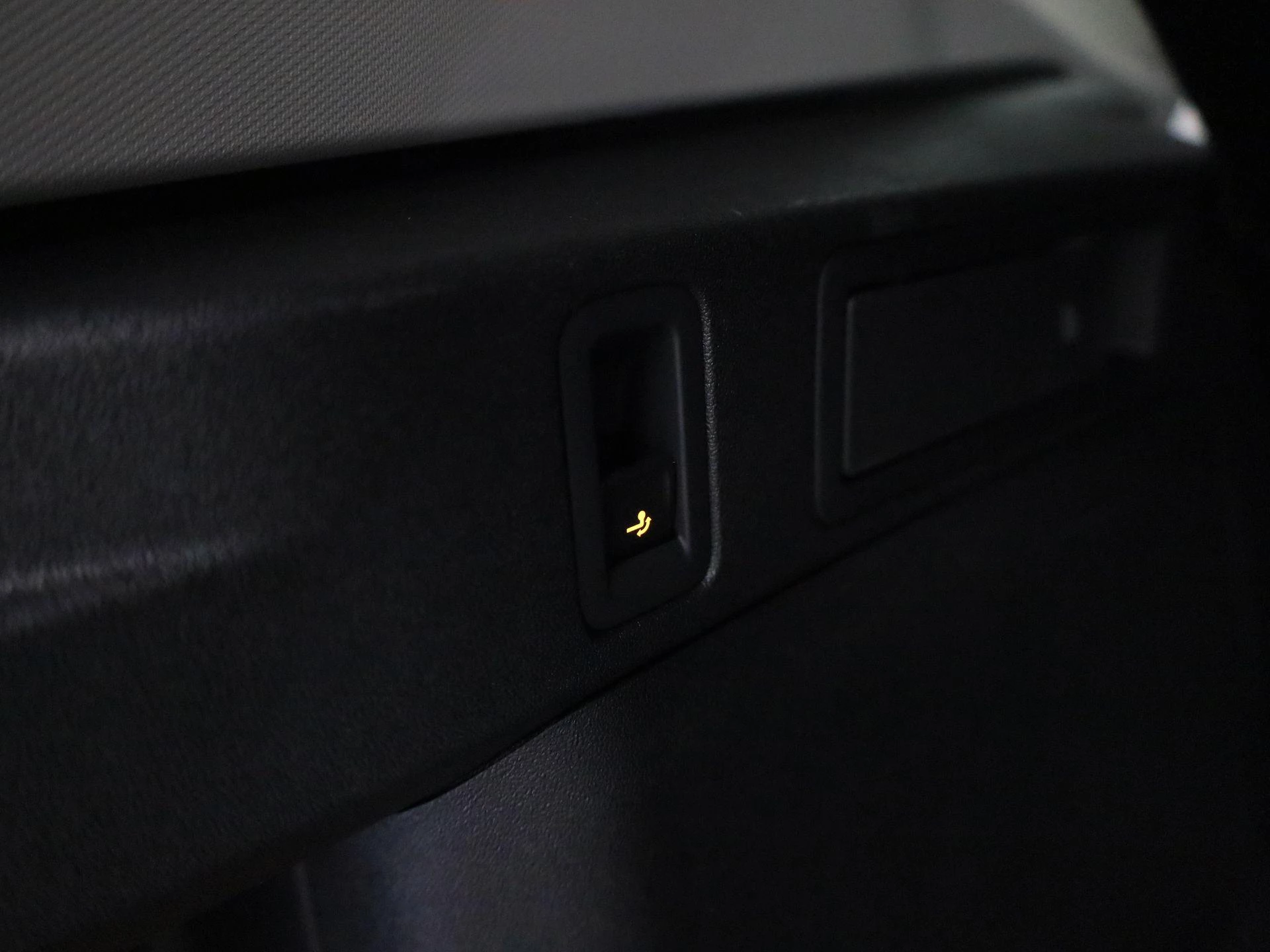 Volkswagen-Tiguan-image-14