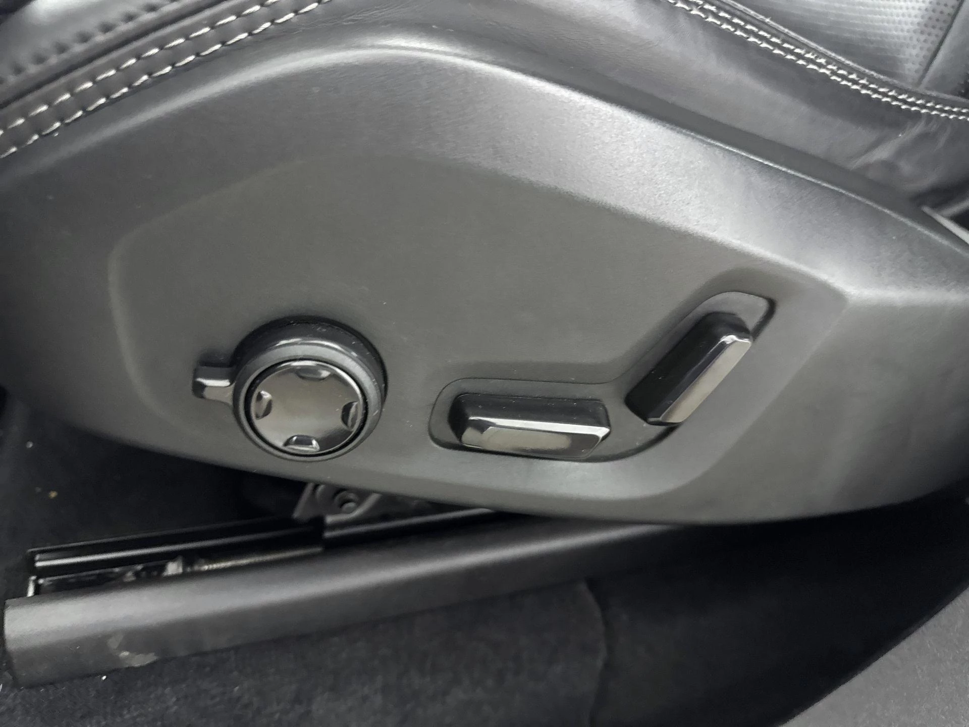 Volvo-XC90-image-22