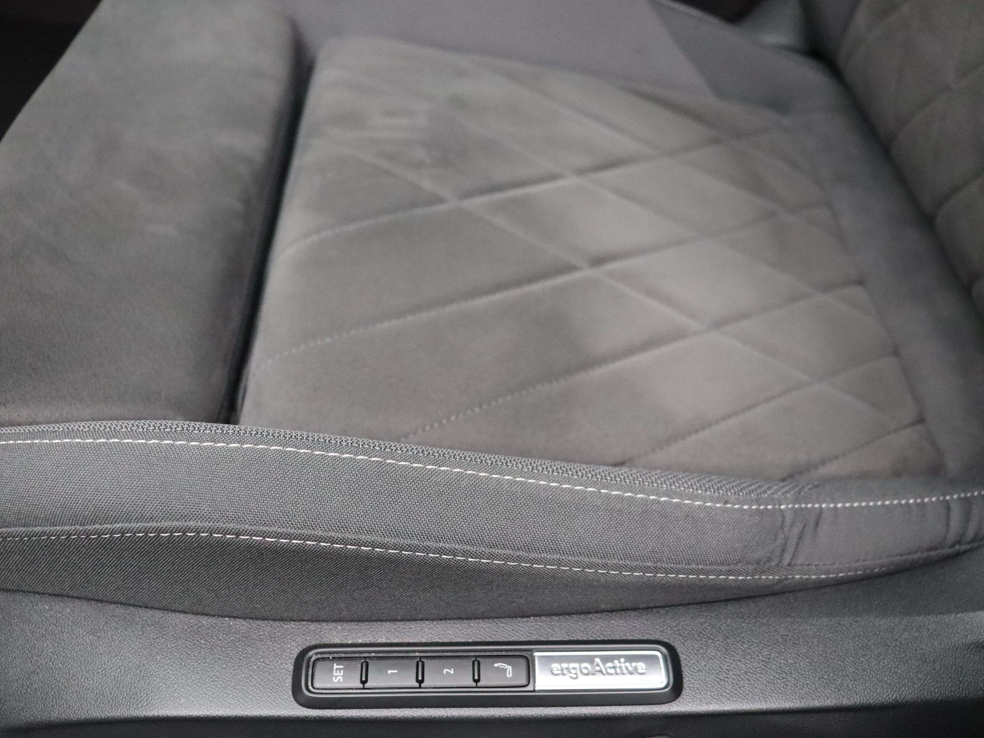 Volkswagen Golf 1.4 eHybrid Style Business DSG