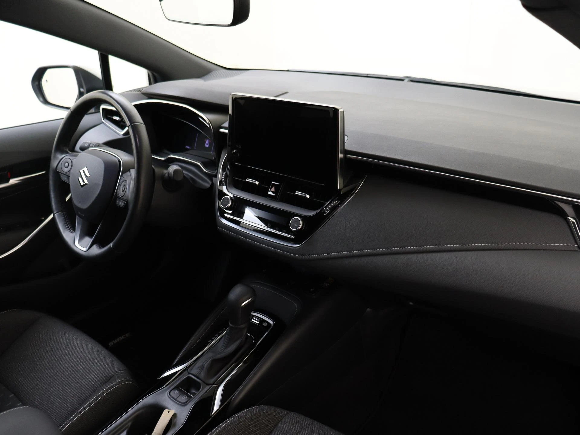 Suzuki-Swace-image-4