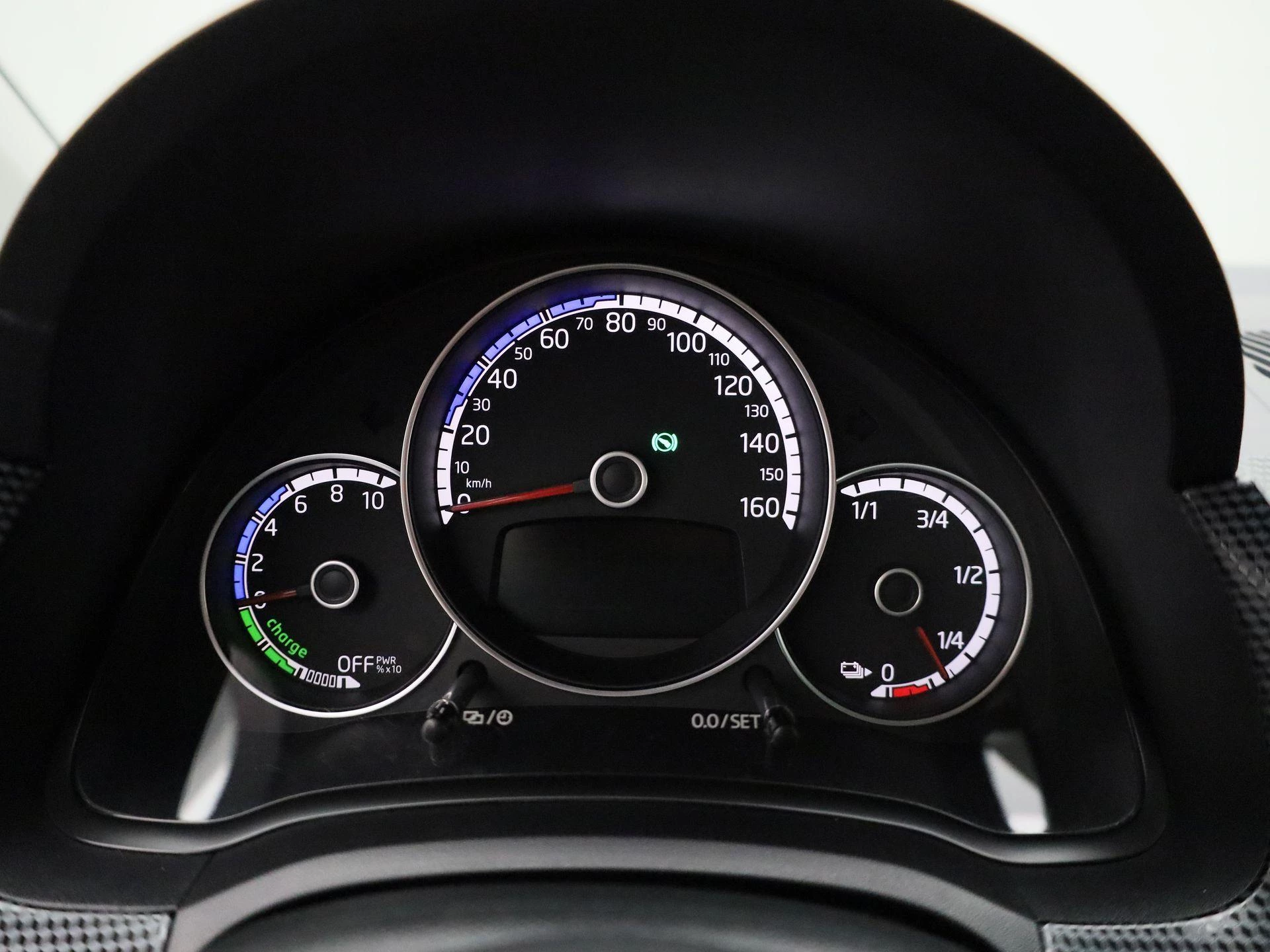 Volkswagen-e-up!-image-7