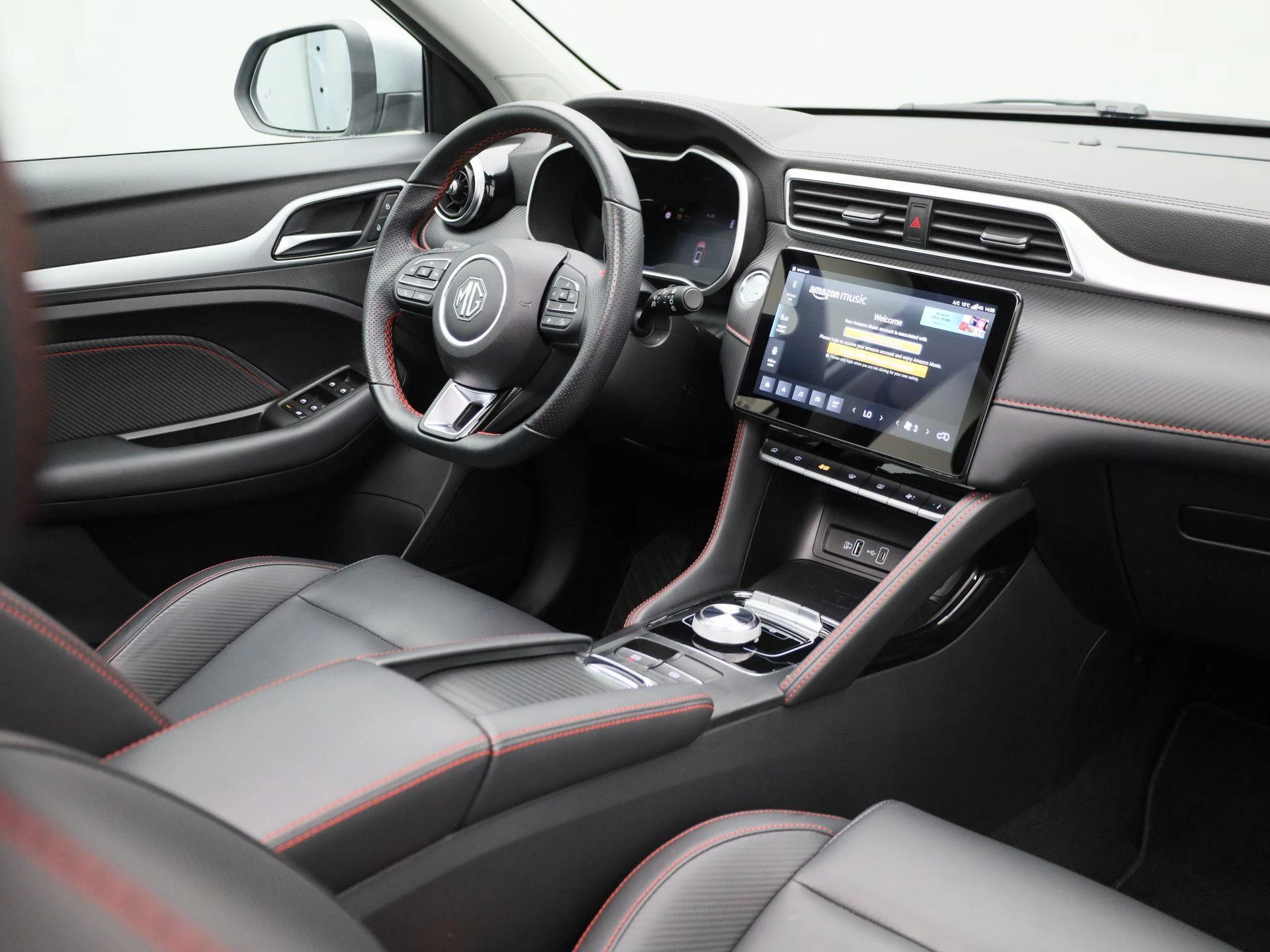 MG-ZS EV-image-39