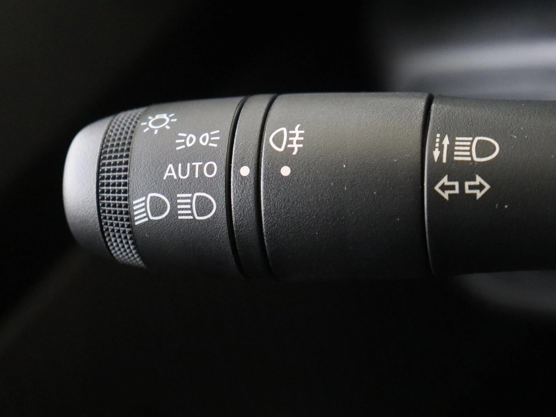 Dacia-Spring-image-21