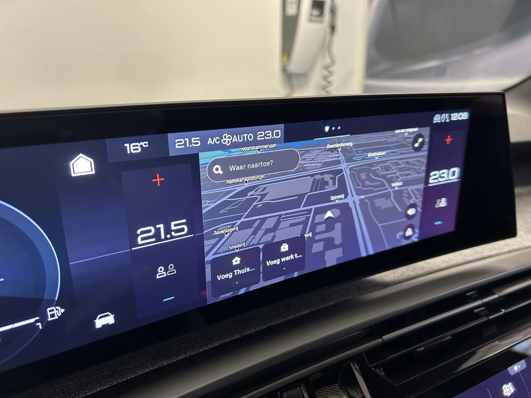 Peugeot-5008-image-11