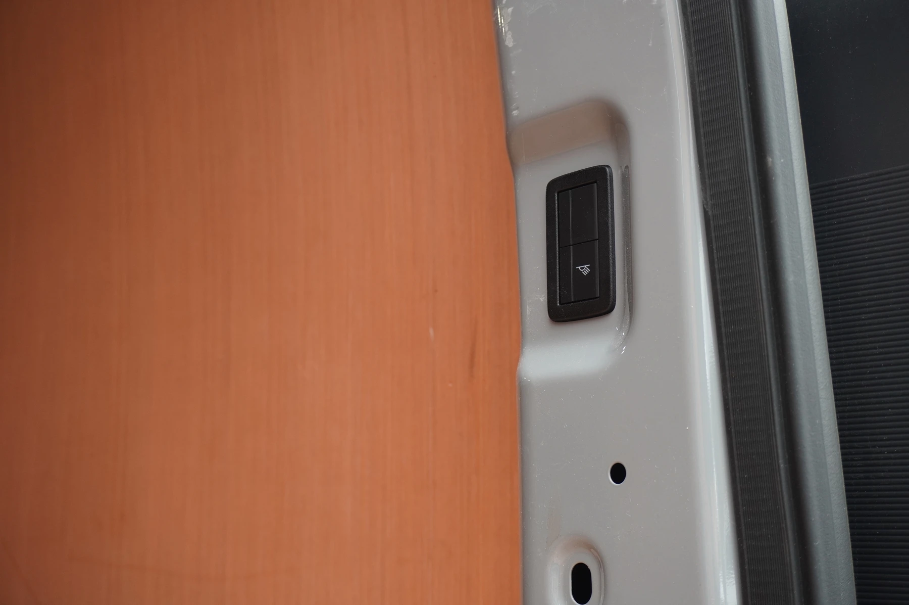 Volkswagen-Transporter-image-12