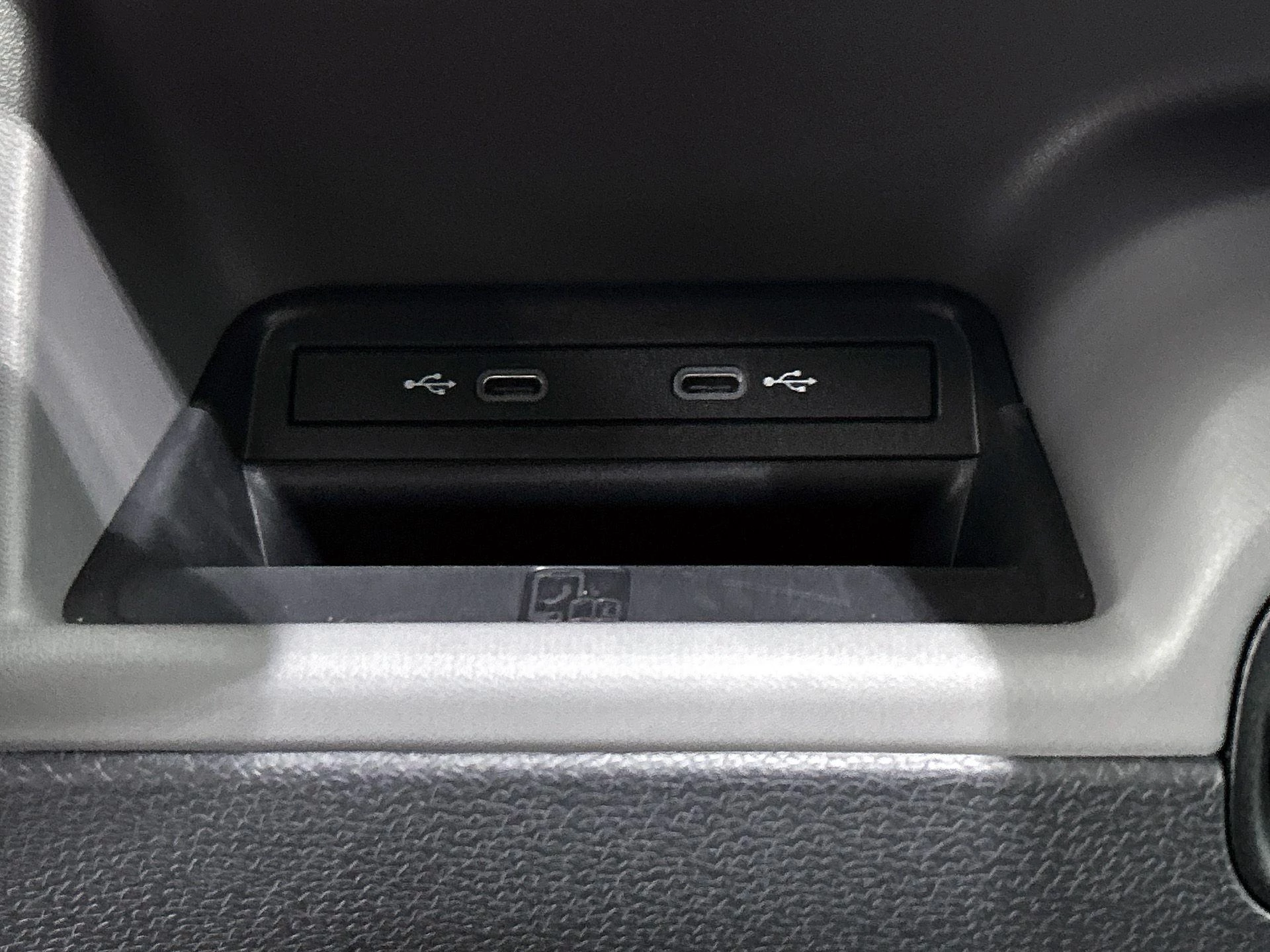 Volkswagen-ID. Buzz Cargo-image-31