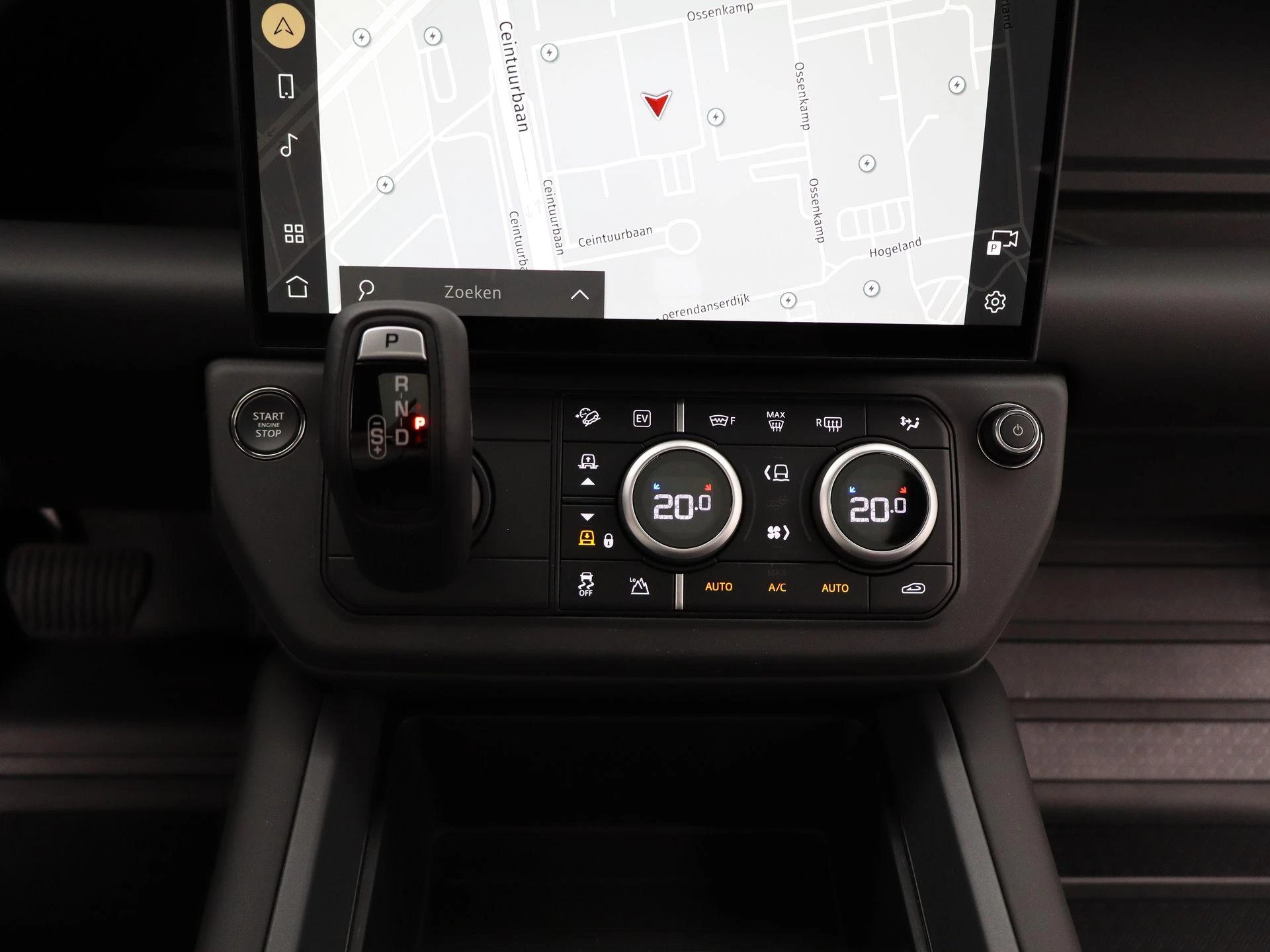 Land Rover Defender 110 2.0 P300e 110 Dynamic Edition