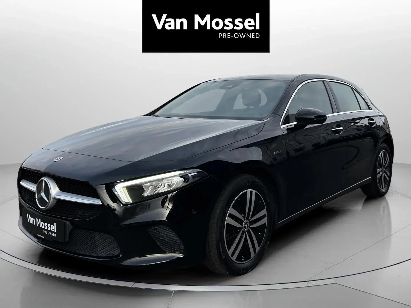 Mercedes-Benz-A-Klasse-image-0