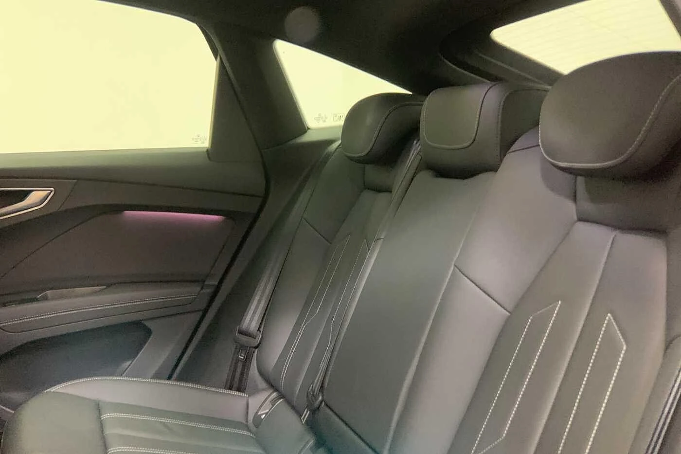Audi-Q4 Sportback e-tron-image-9